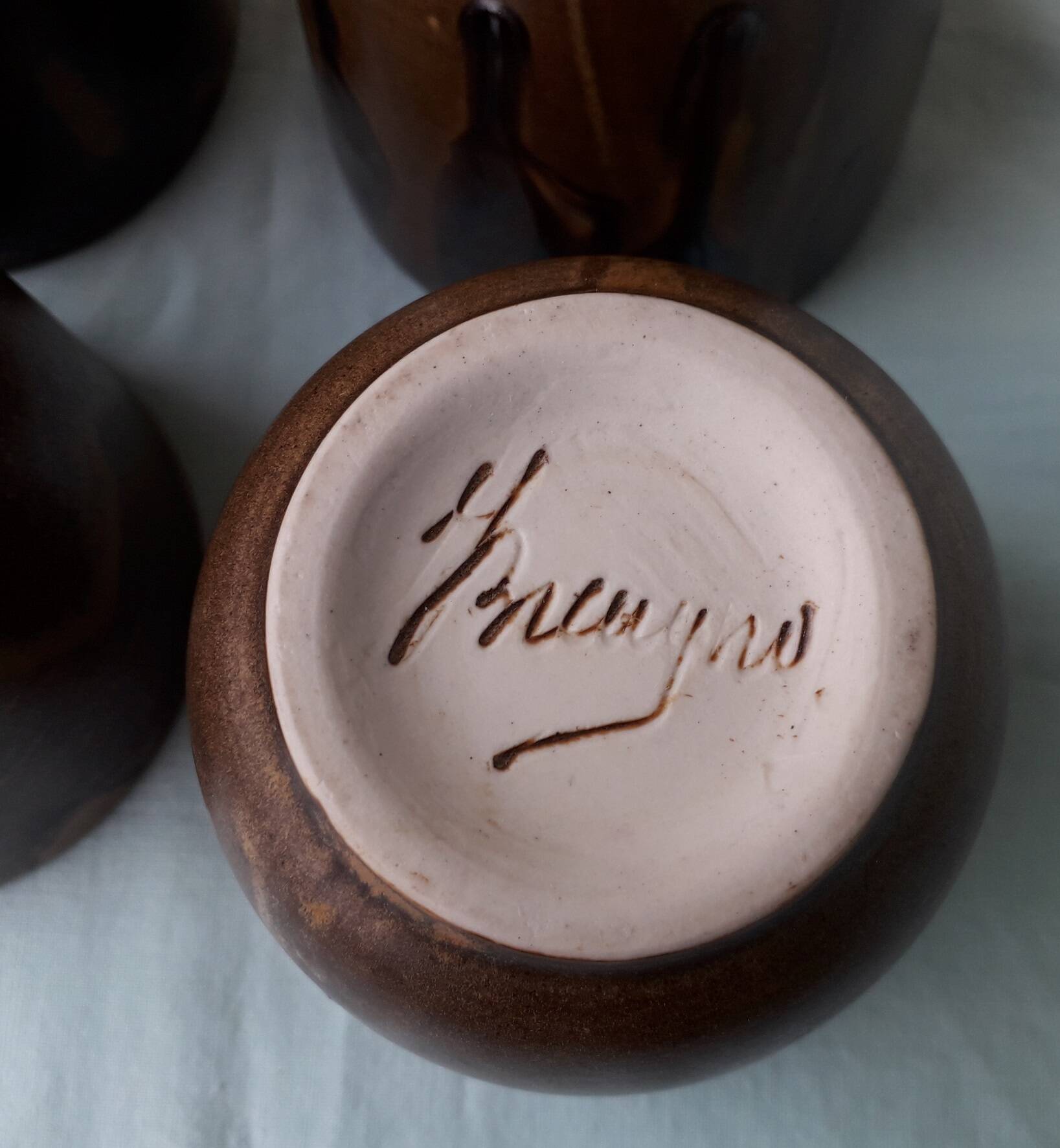 Breugnot stoneware mugs