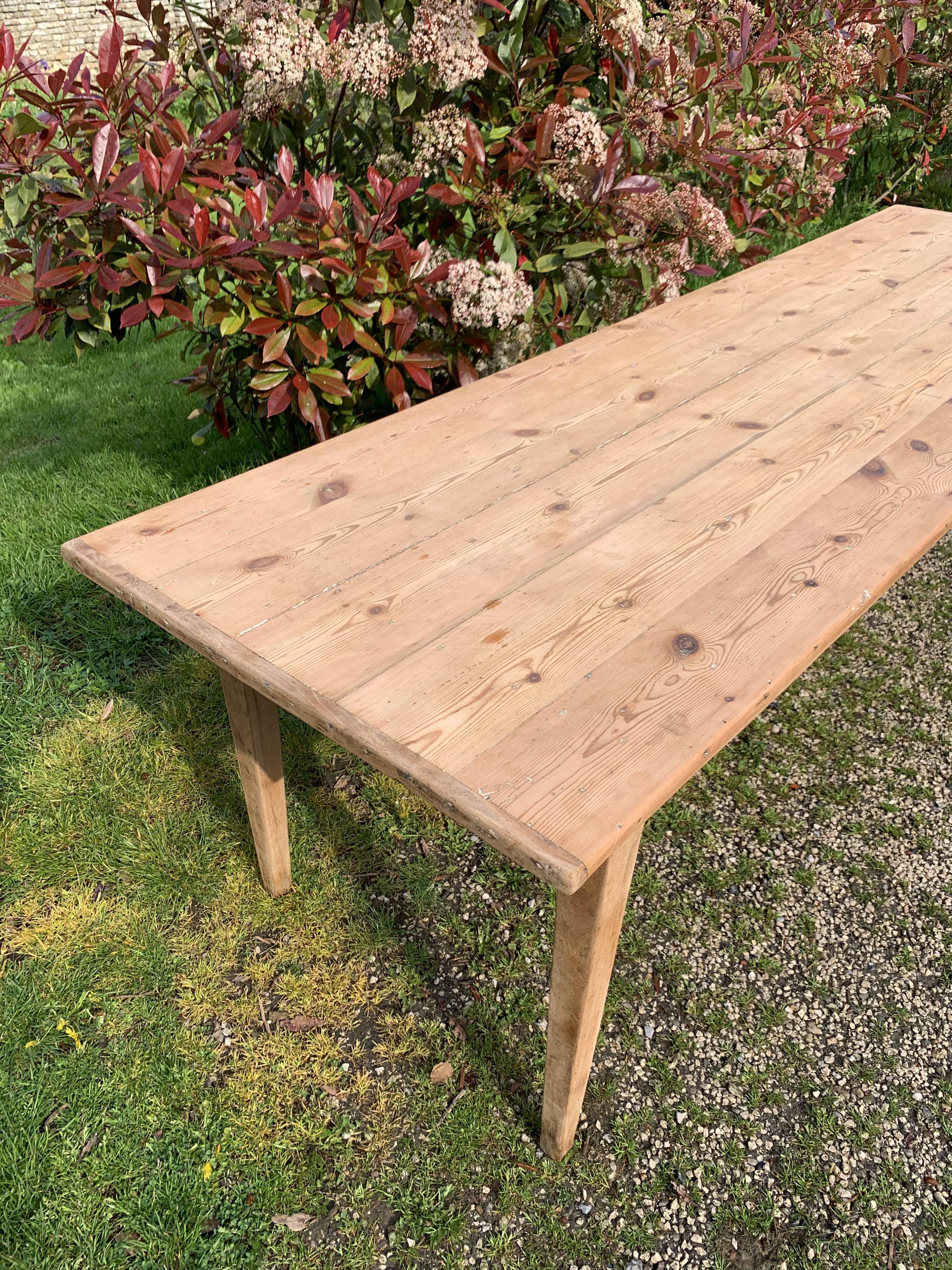 XXL farm table