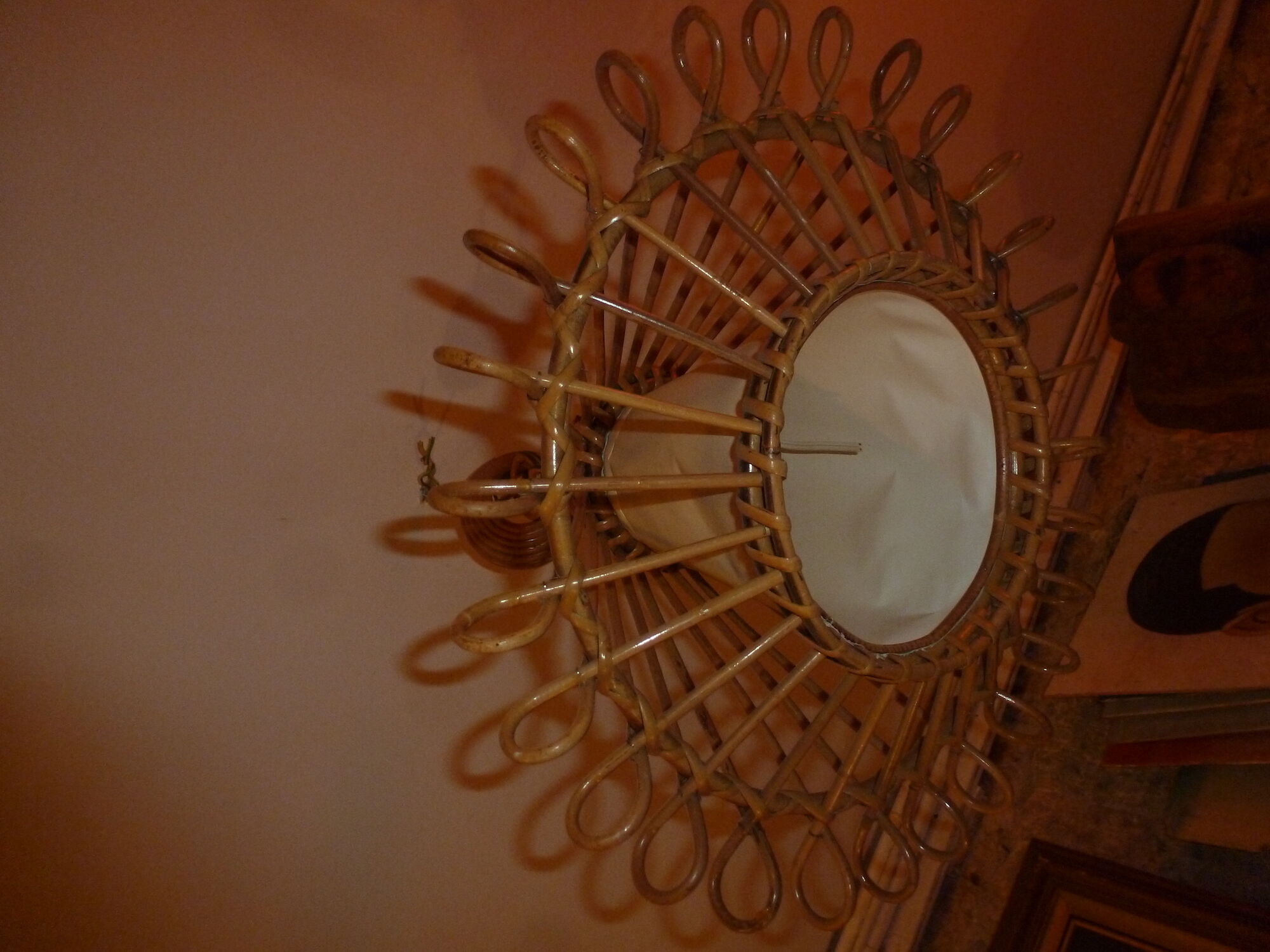 Lustre rotin