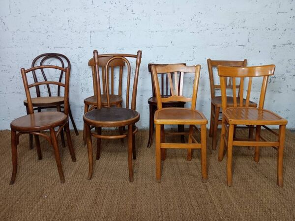 Ensemble de 8 chaises bistrot dépareillées Fischel vintage