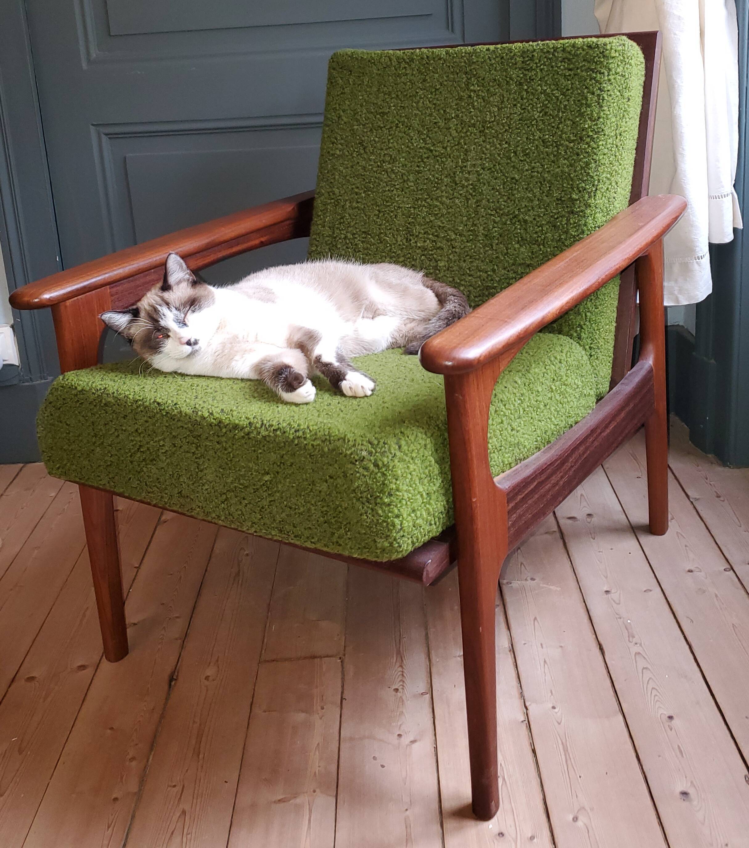 60's scandinavian teak chair