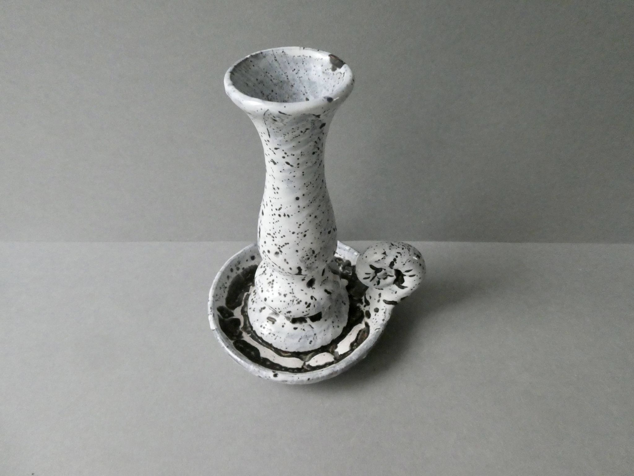 Bougeoir rat de cave en grès émail blanc, années 60-70