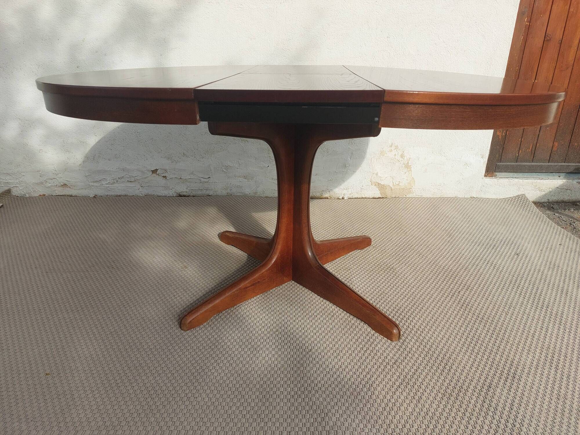 round/oval table with extension, central leg, dark shade, Baumann design