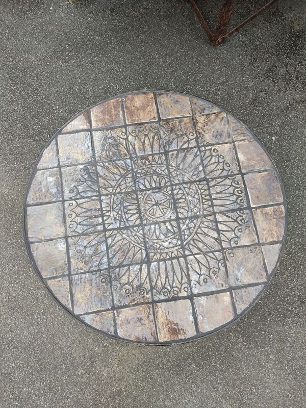 Table Jacques Pouchain non signée