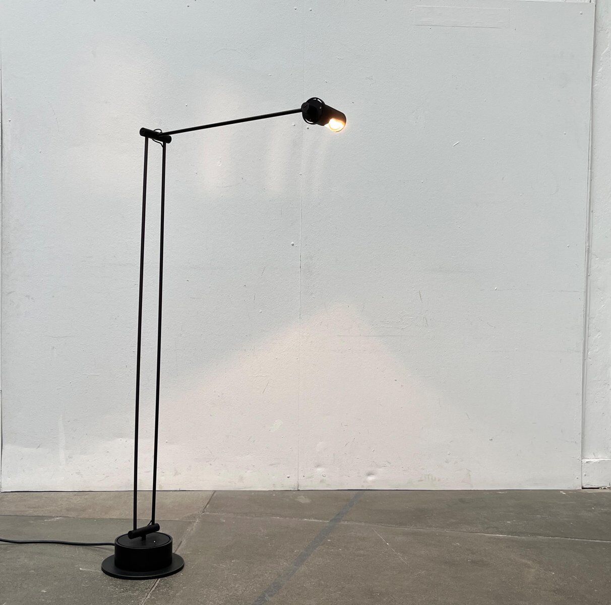 Postmodern German floor lamp, 1980s