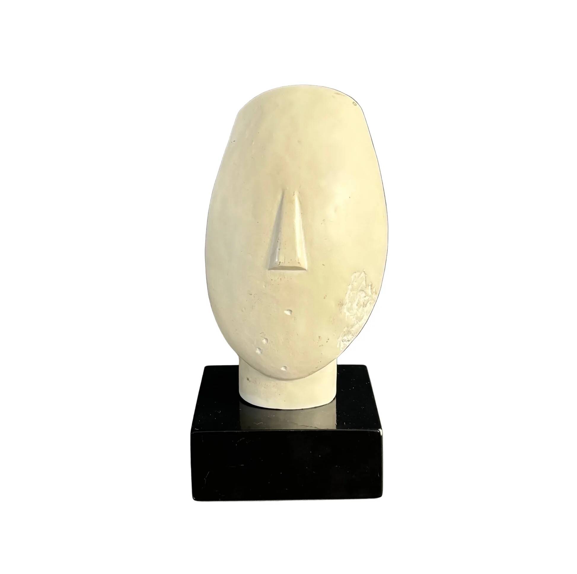 Tête en plâtre - Sculpture sur socle