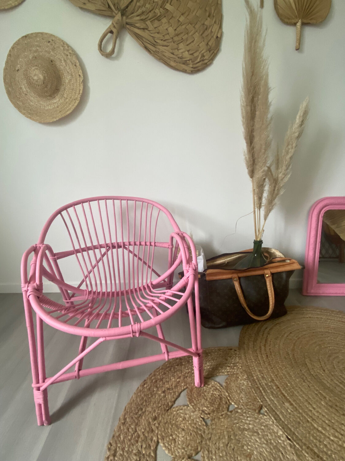 Adult rattan armchair