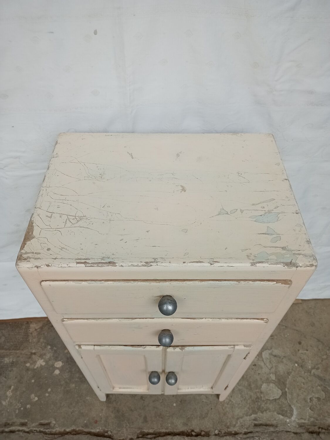 Old Parisian type entrance furniture