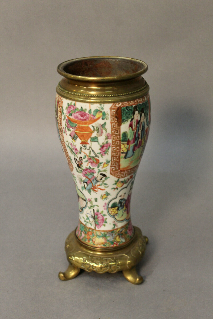 Porcelain vase of canton china xixth