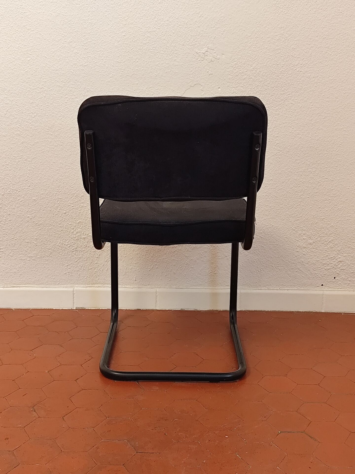 Lot 4 chaises velours noir