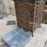 Iron and wicker umbrella carrier