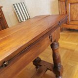 Long foldable tray farm table