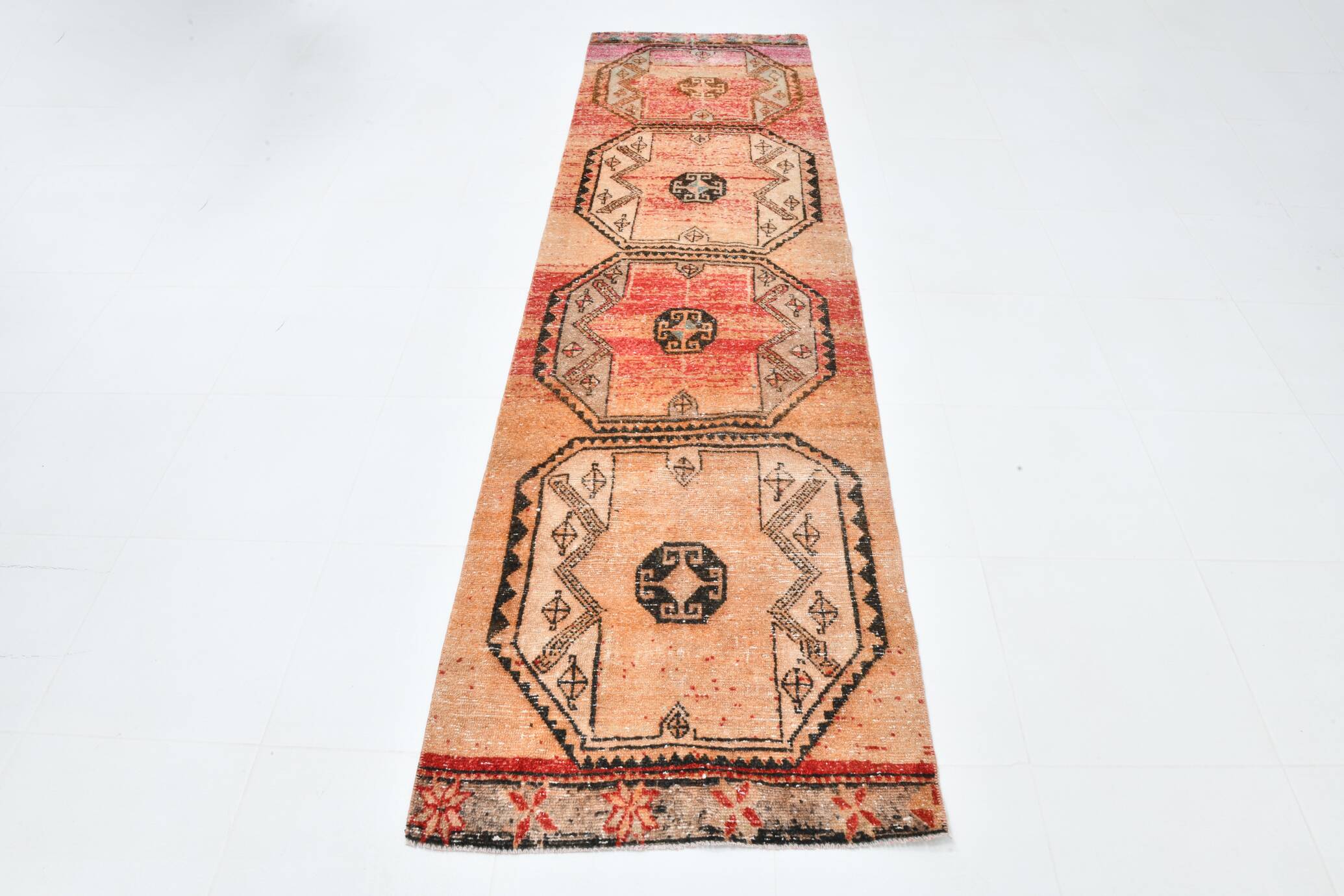 3x9 Turkish Runner Rug, 81x293Cm