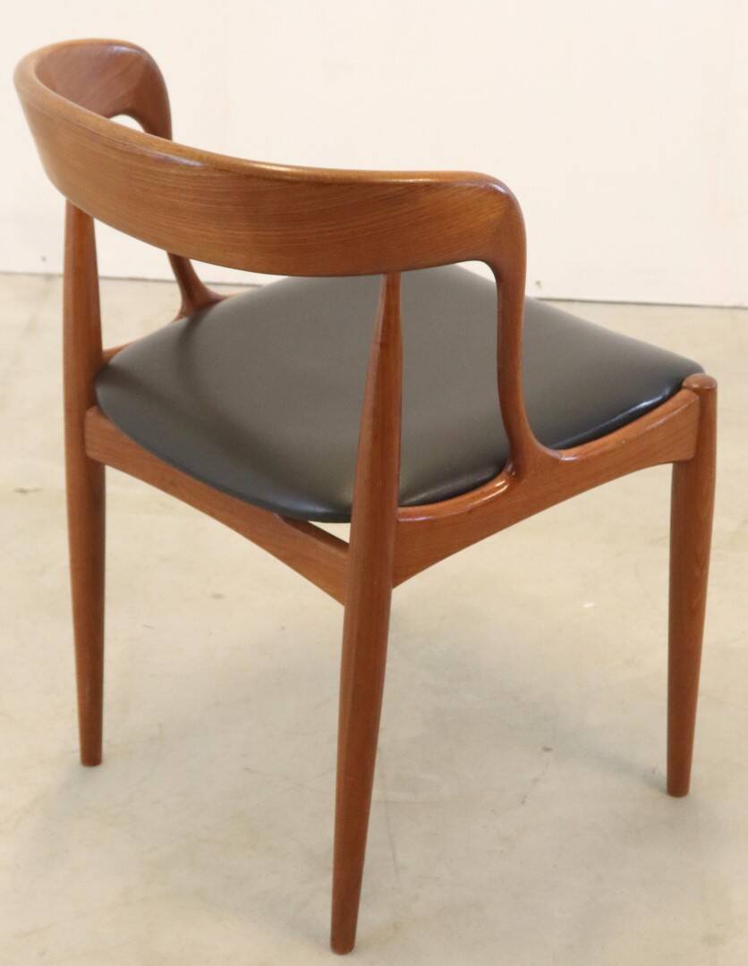 Set of 6 chairs Johannes Andersen voor Uldum stoelen -