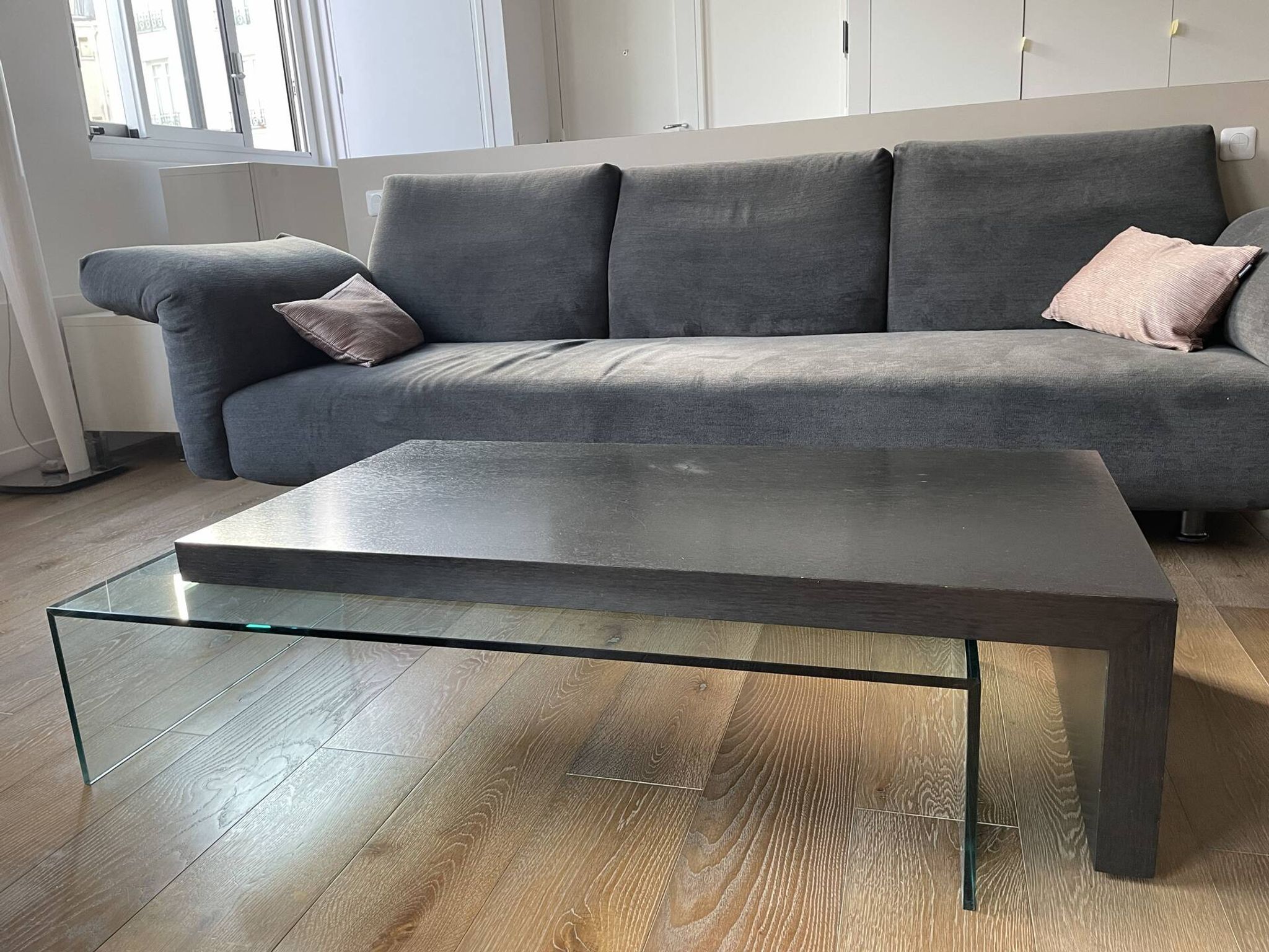 Strata coffee table by Ligne Roset