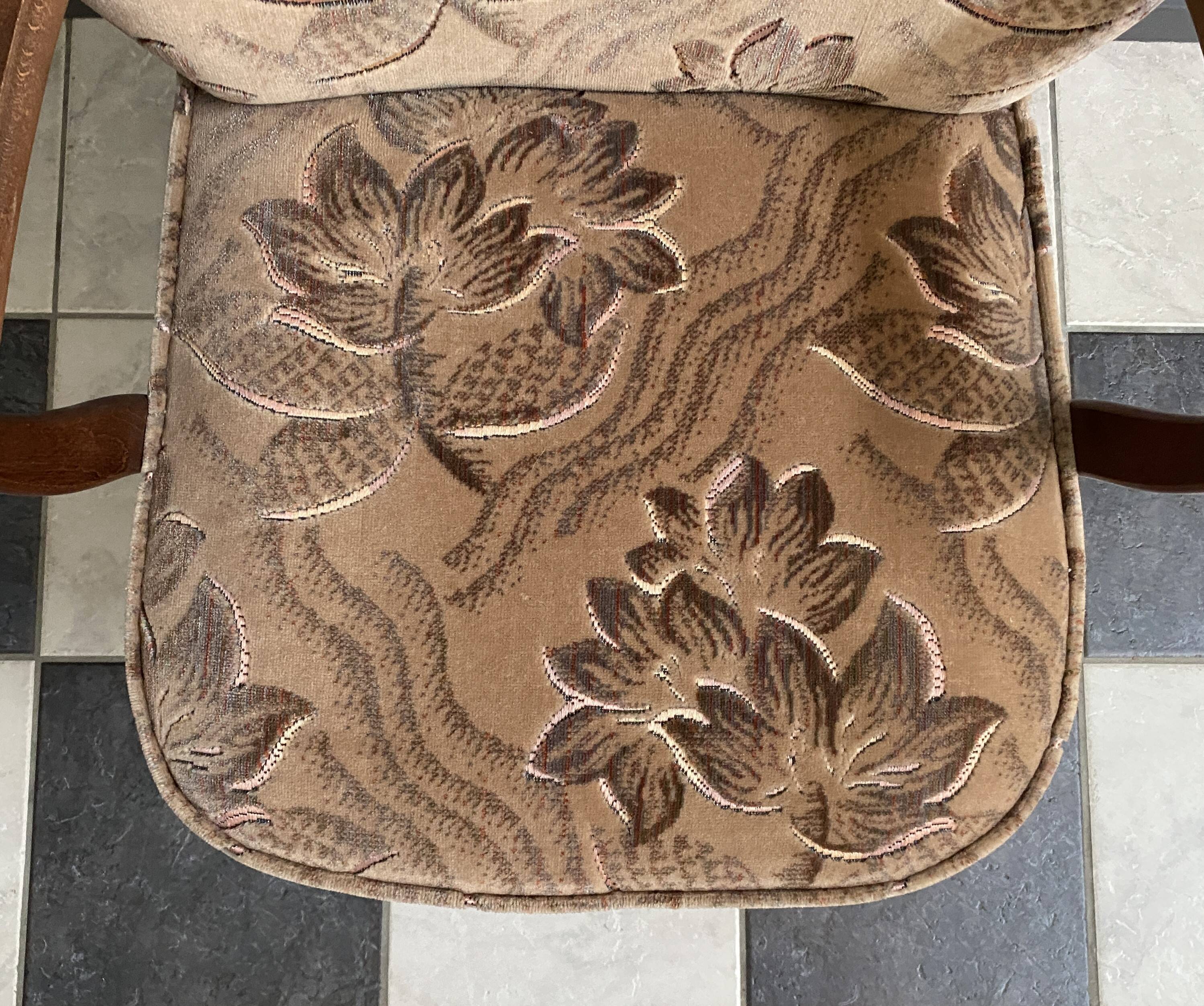 1960s floral print cocktail armchair with armrests