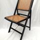 Chaise pliante en bois et cannage