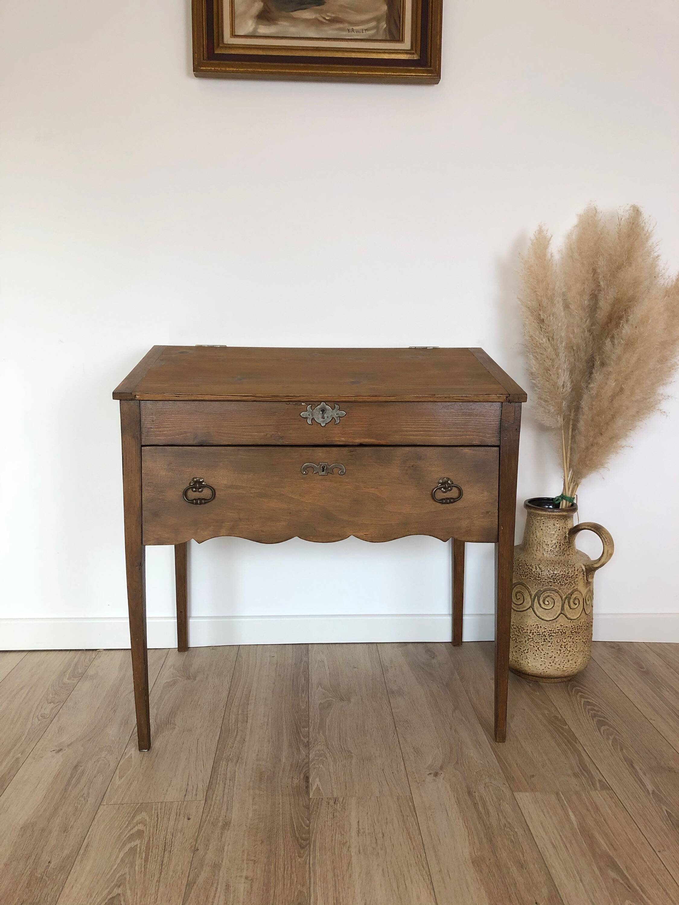 Vintage writing desk in solid pine