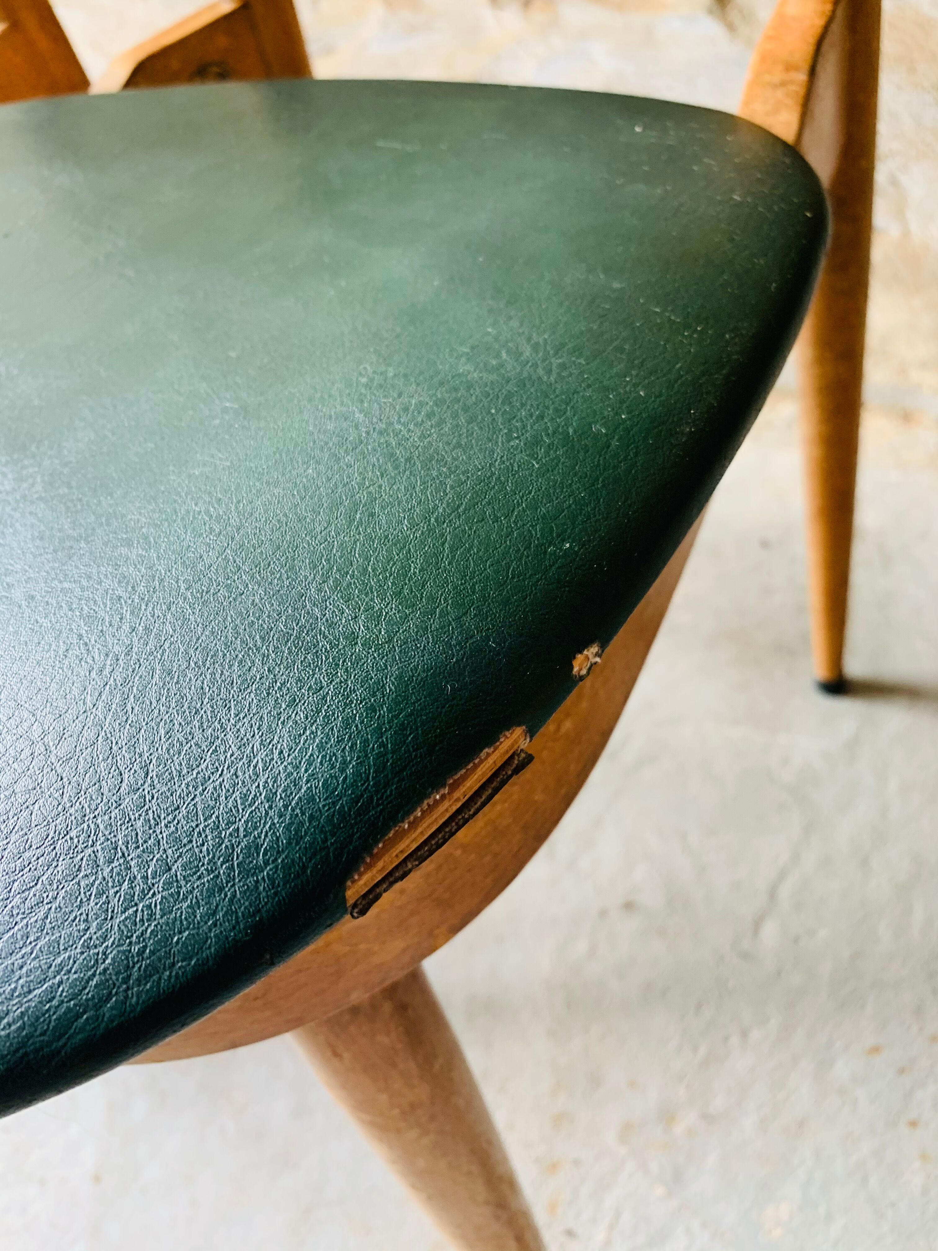 2 Baumann chairs - unicorn model