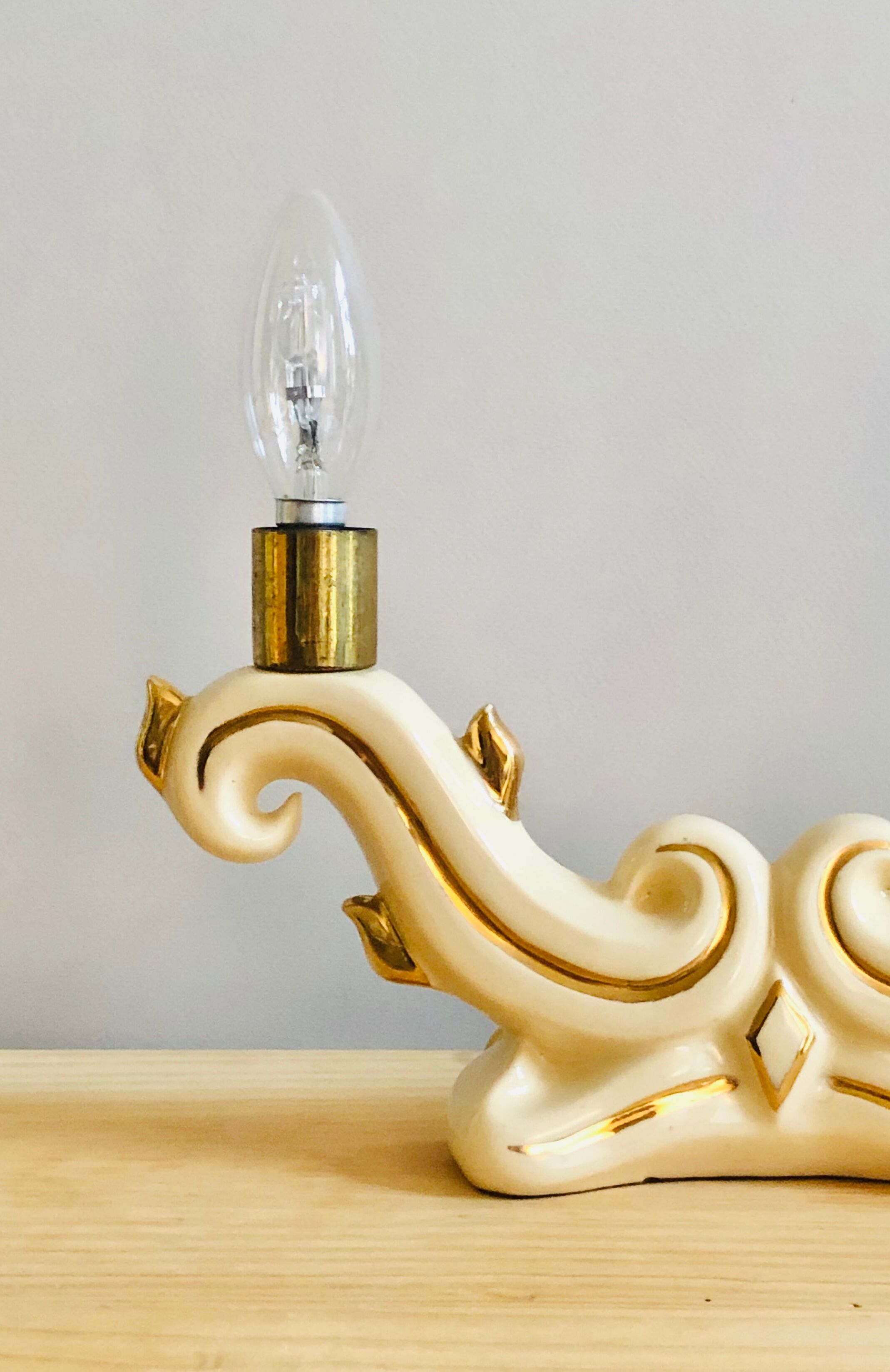 Ceramic candlestick lamp