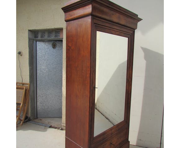 Mahogany one-piece ice cream cupboard cabinet