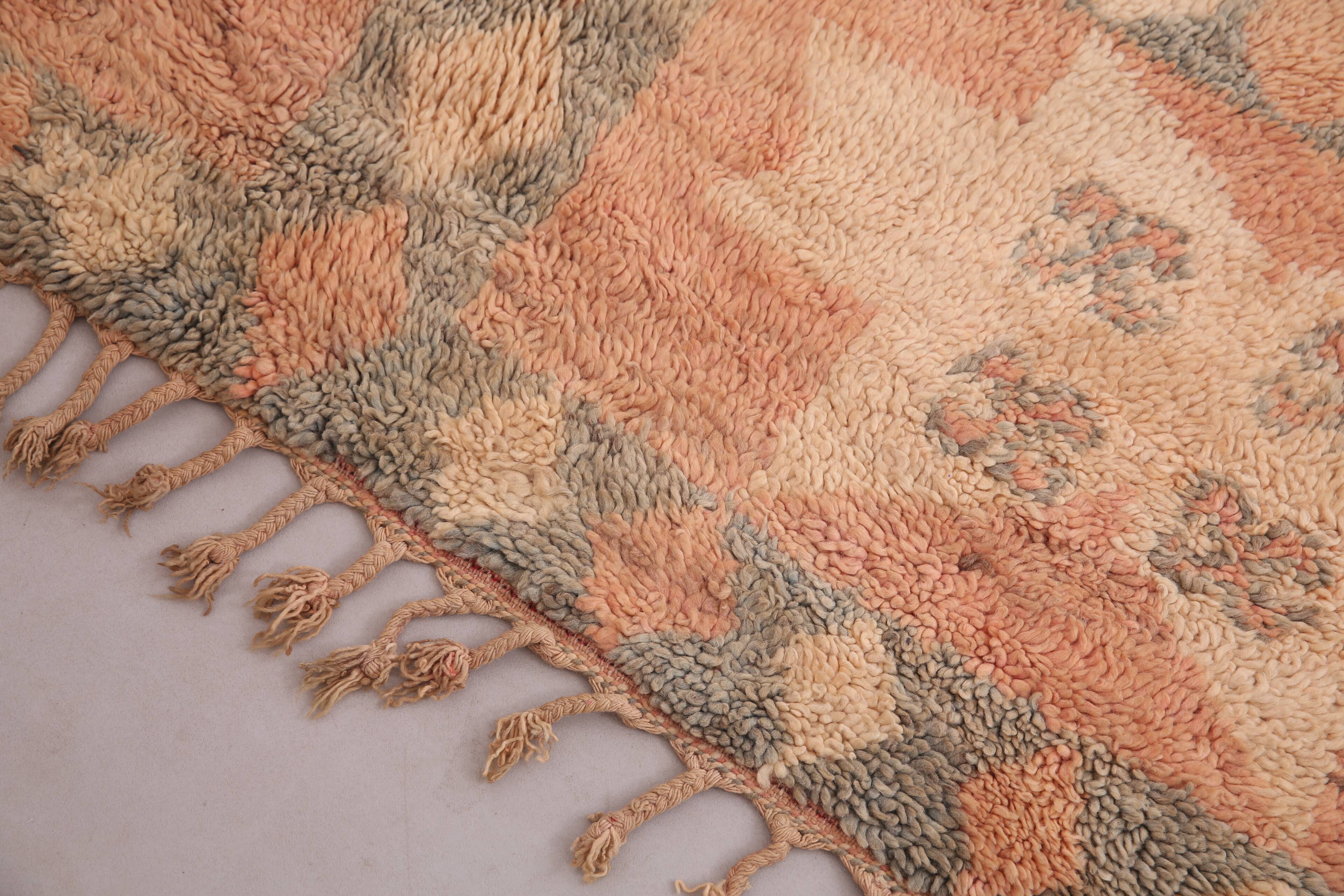 Peach Vintage Moroccan Rug 200 x 298 cm - Berber Wool Rug - Handmade Rug