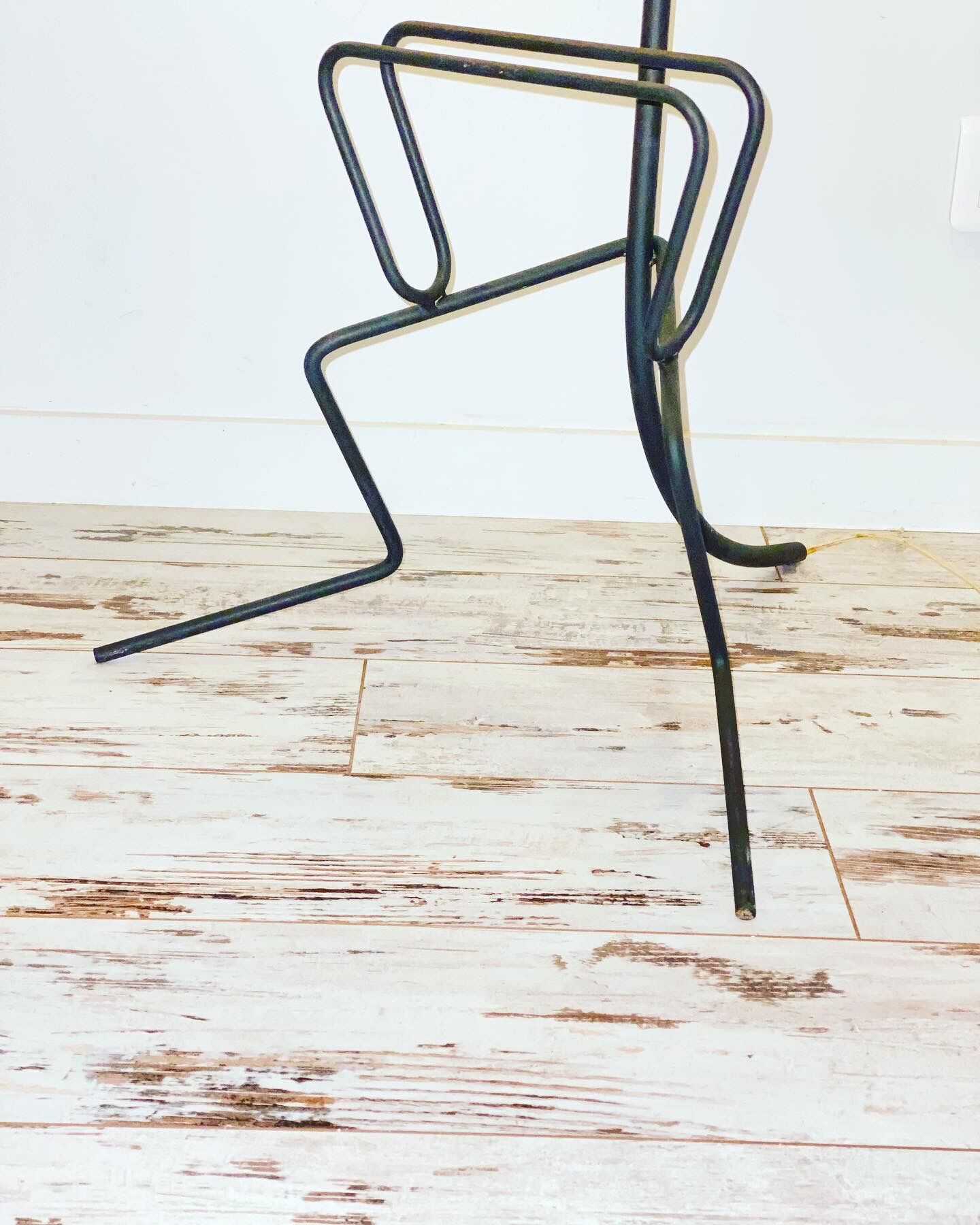 Floor lamp e-reader circa 50's tripod feet casserole with door reviews