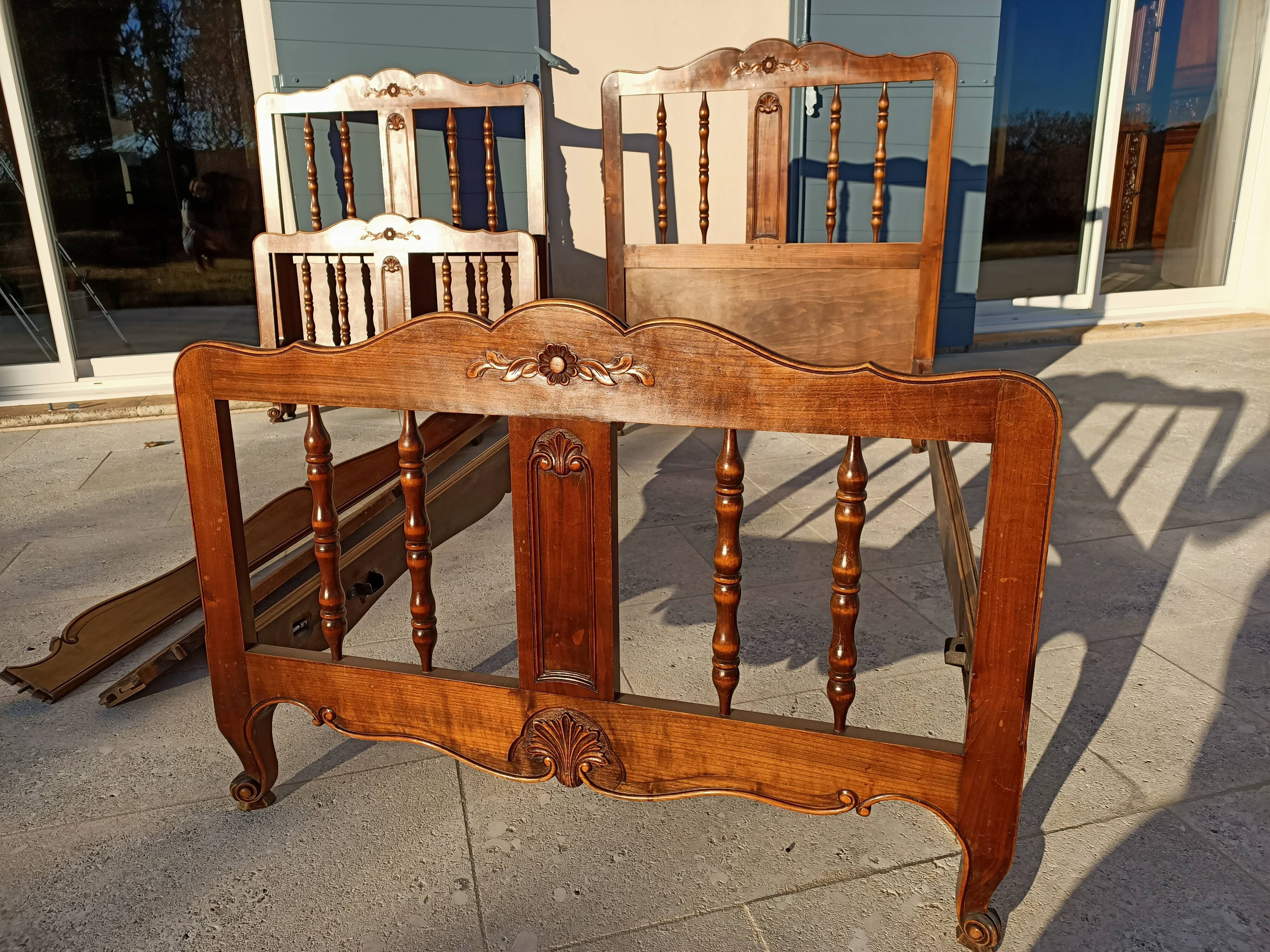 Pair of Provencal wooden bed year 40 from Dervieux