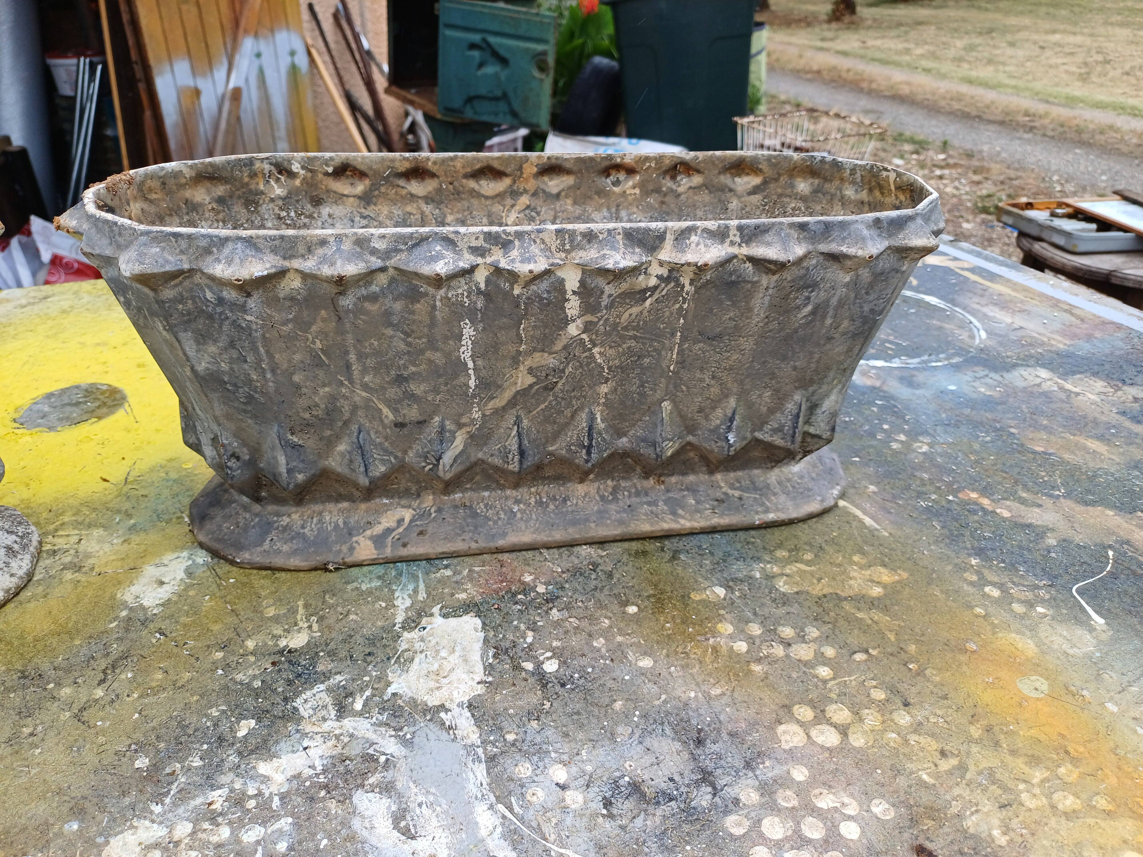 Pair of enamelled cast iron planters from 1900 from Charleville-Mézières