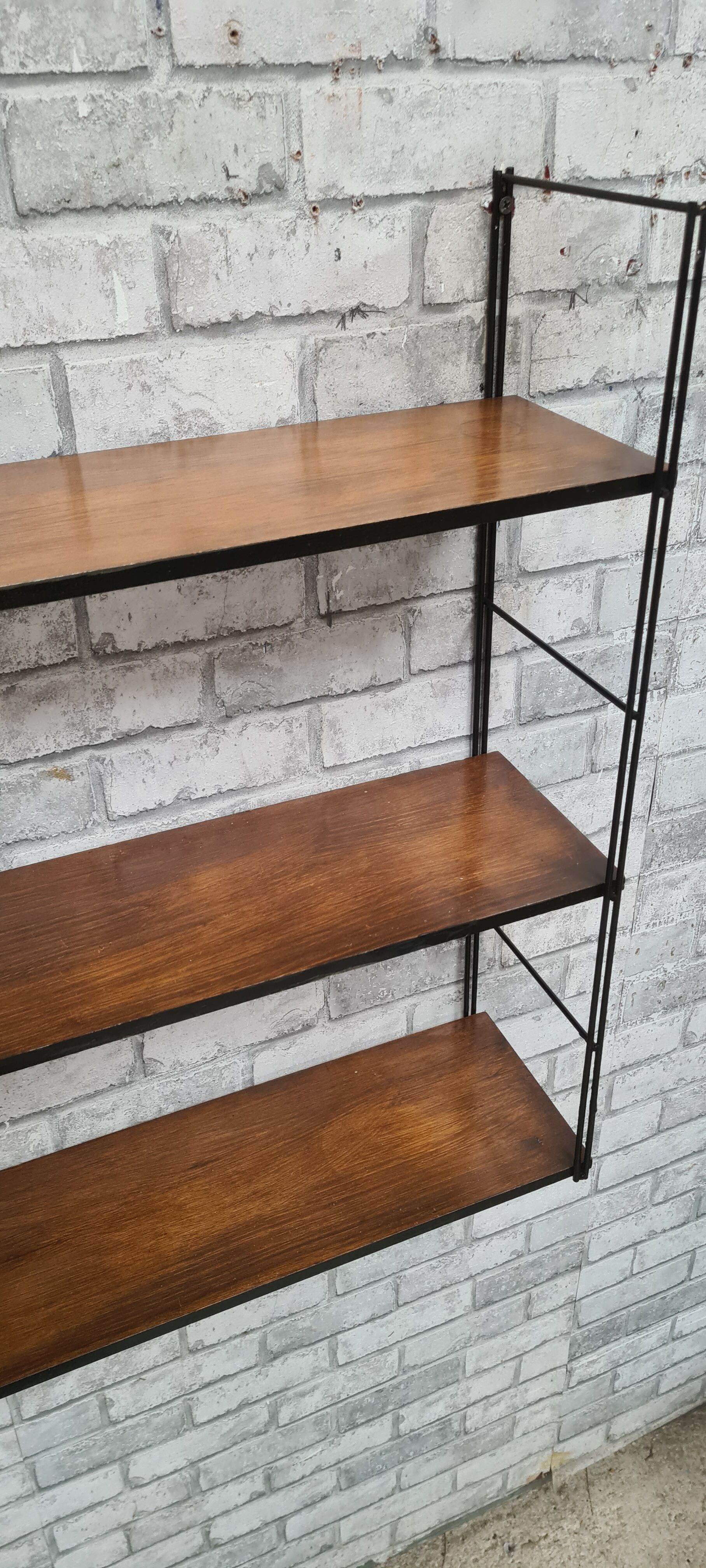 Floor 1960 string wood rising black smooth