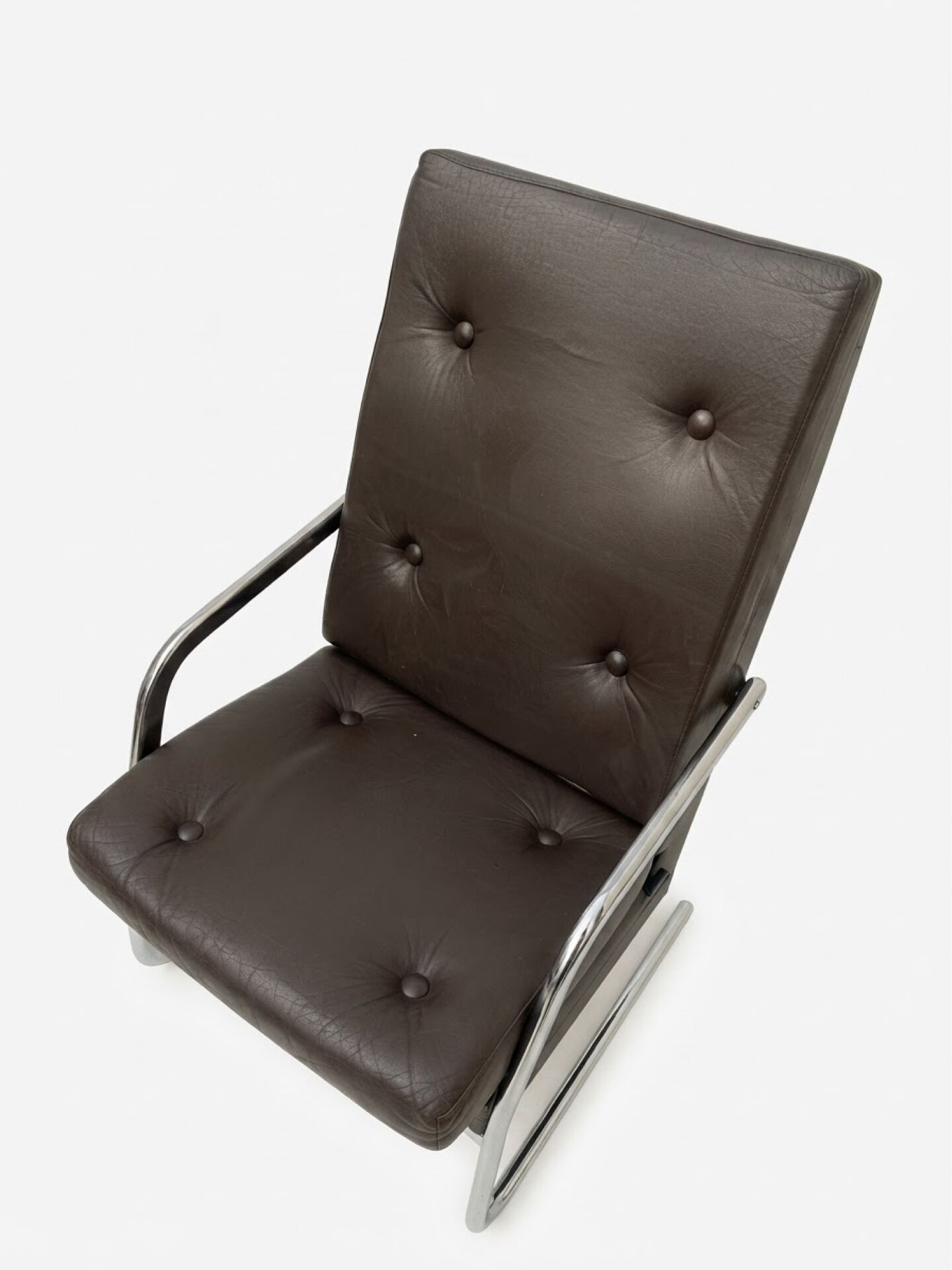 2 cantilever chairs with tubular chrome structure by Pierson of Fra