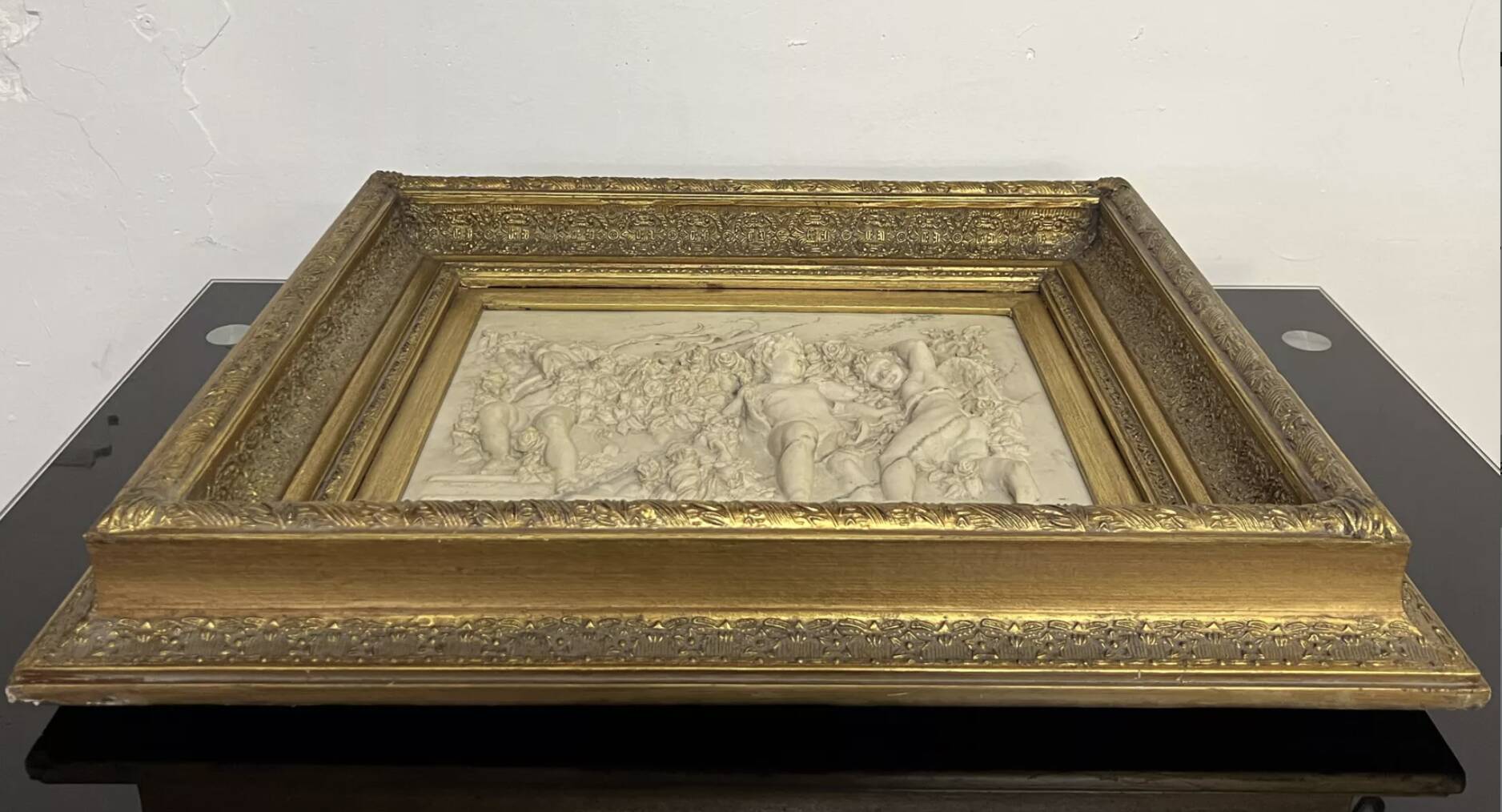 Marble high relief by François Duquesnoy "Putti, garlands and flowers" Paris