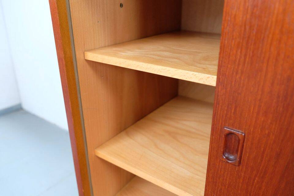 Nisse String shelf in teak, retro vintage style from the 60s-70s.