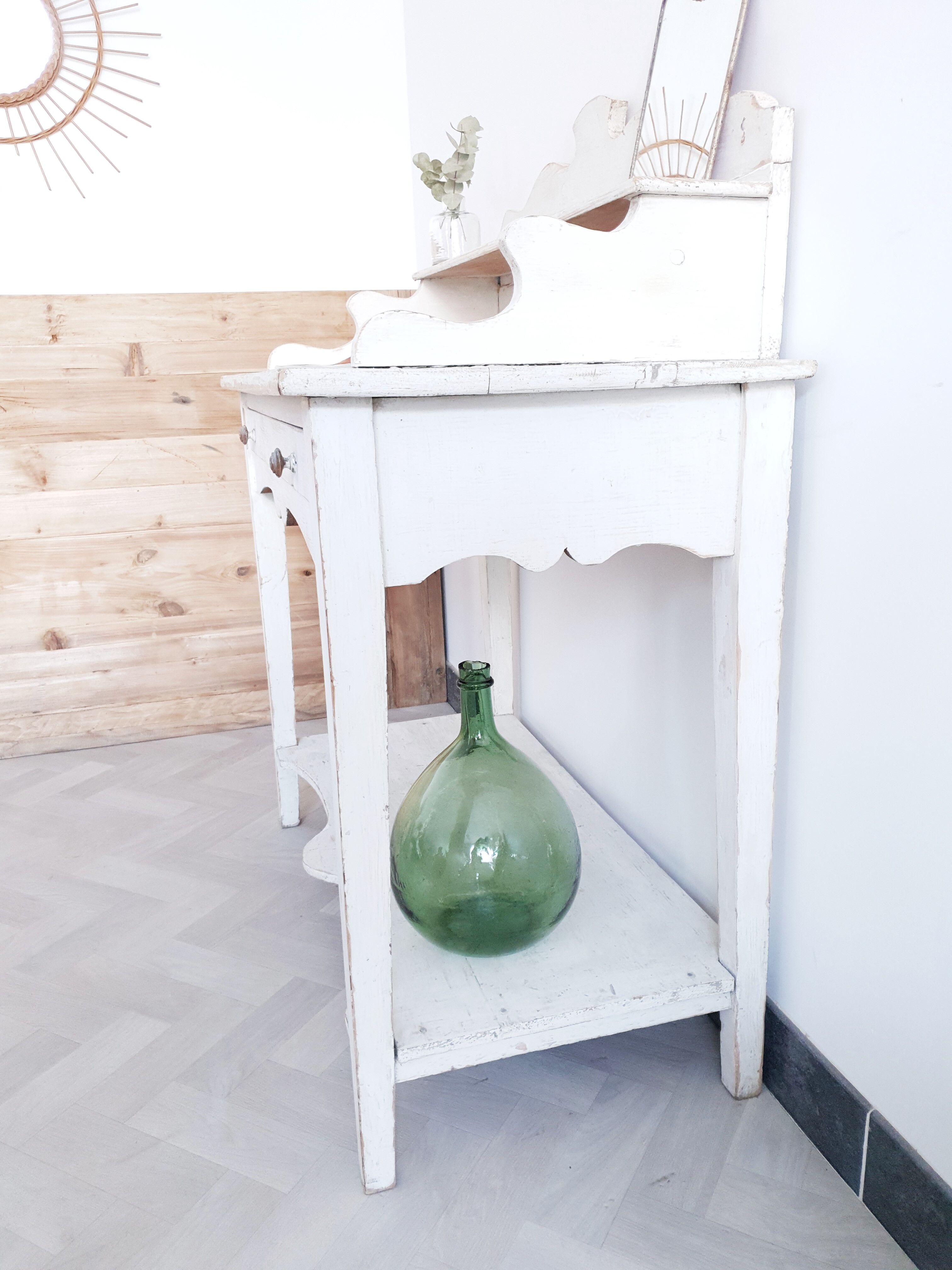 White patinated furniture