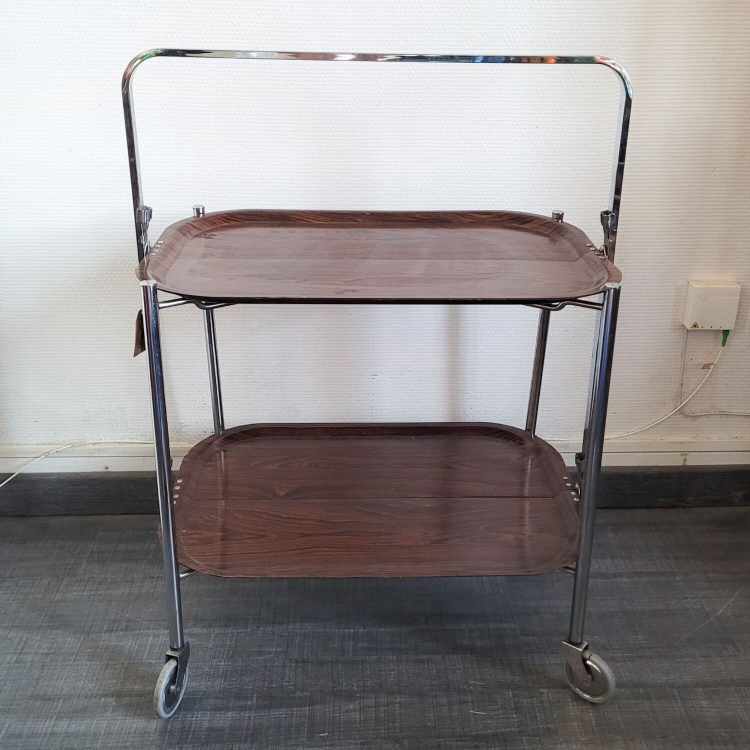 Vintage folding and rolling service