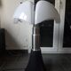 Lampe Pipistrello de Gae Aulenti pour la maison martinelli luce