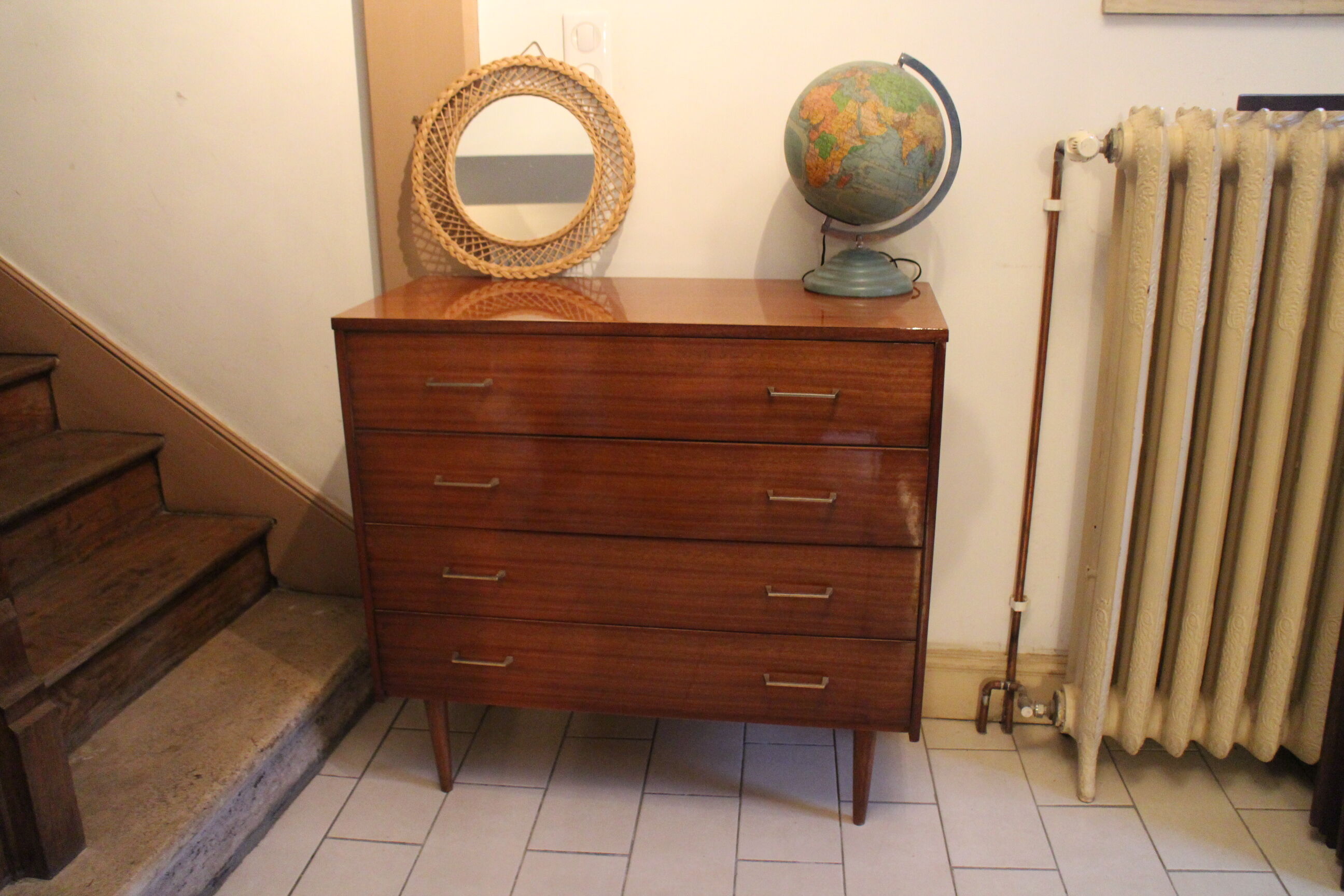 Vintage chest of drawers