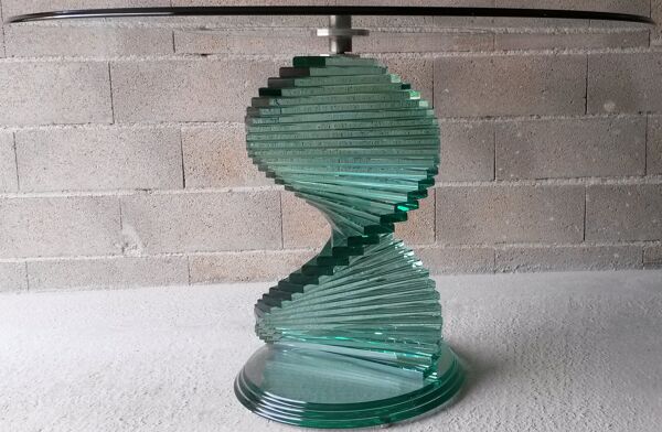 Table en verre, pied spirale, avec 4 chaises en orme massif, Mobilier de France.