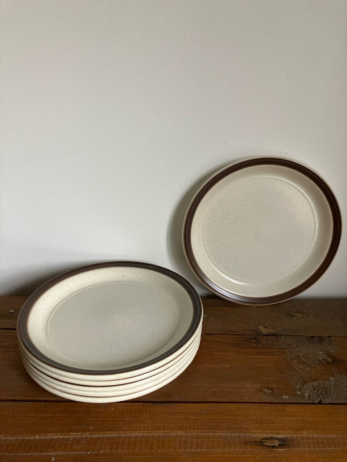 6 England dessert plates