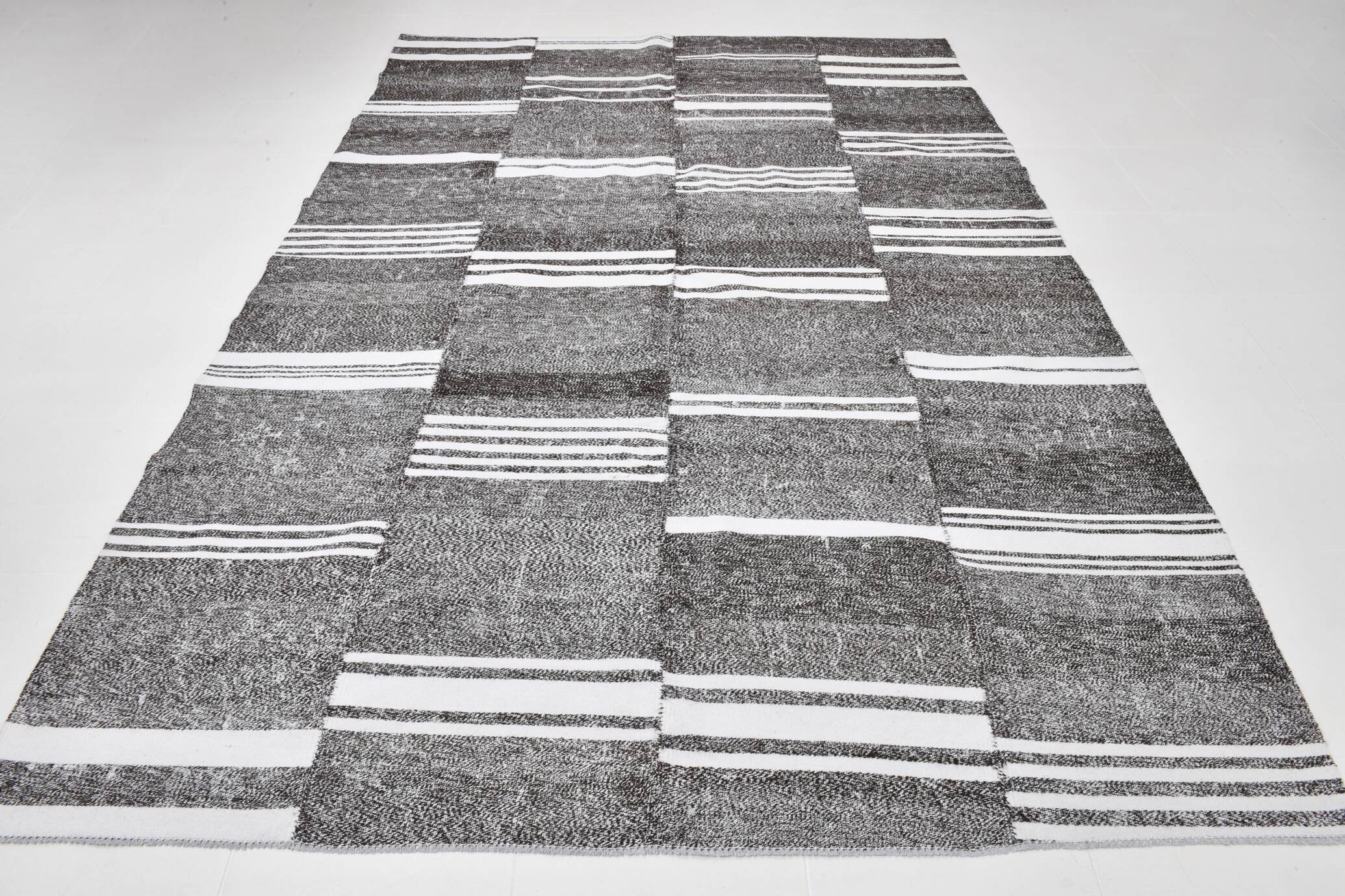 Turkish Vintage Striped Kilim Rug, 206x304Cm