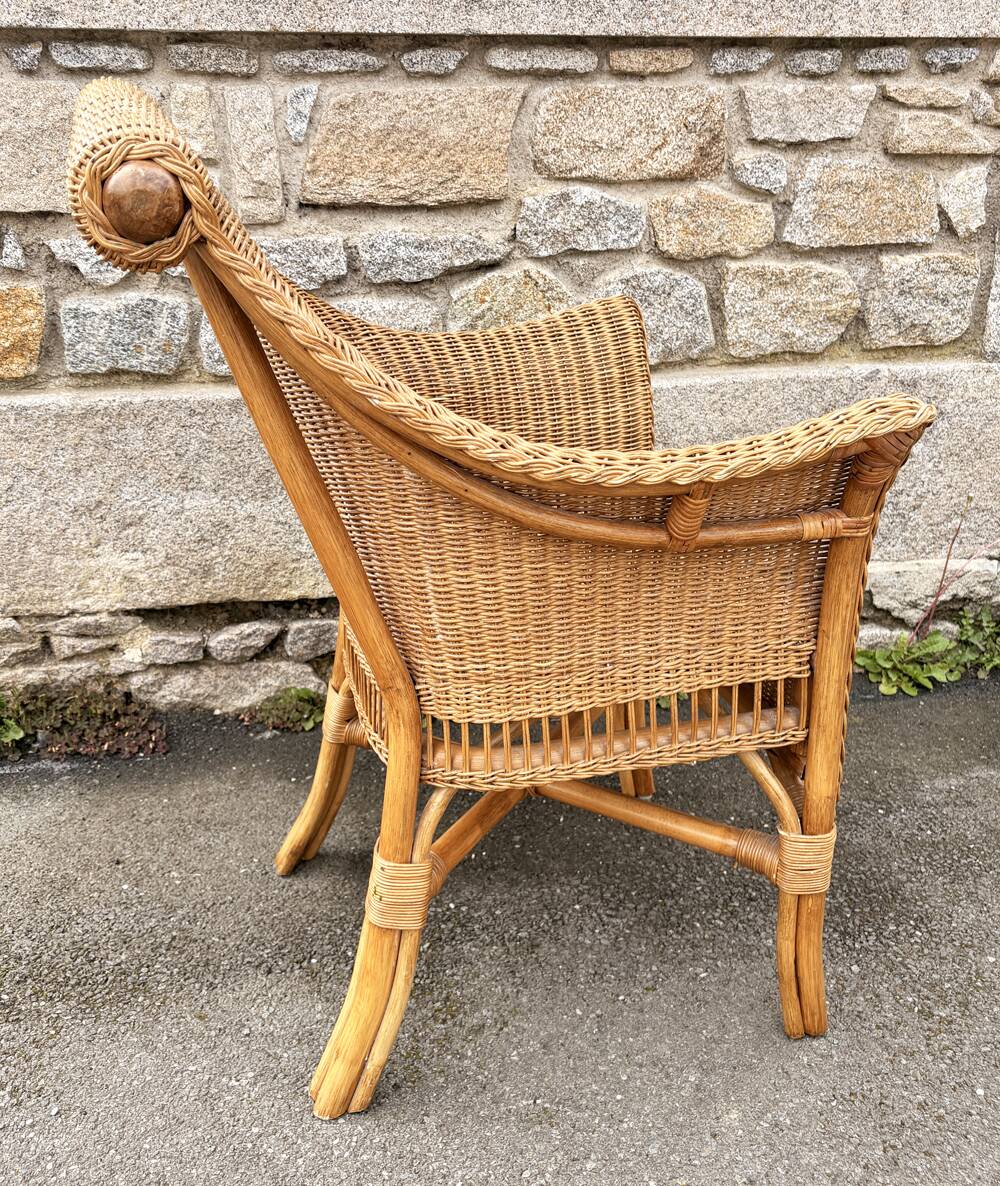 Wicker and rattan armchair – the splendour of vintage, 60s - 80s