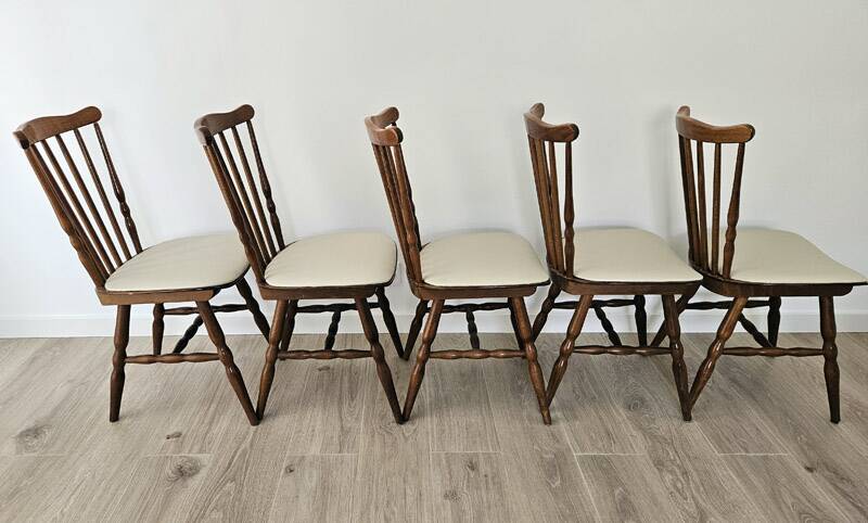 Lot de 5 chaises estampillées Baumann modèle Boston - années 70.