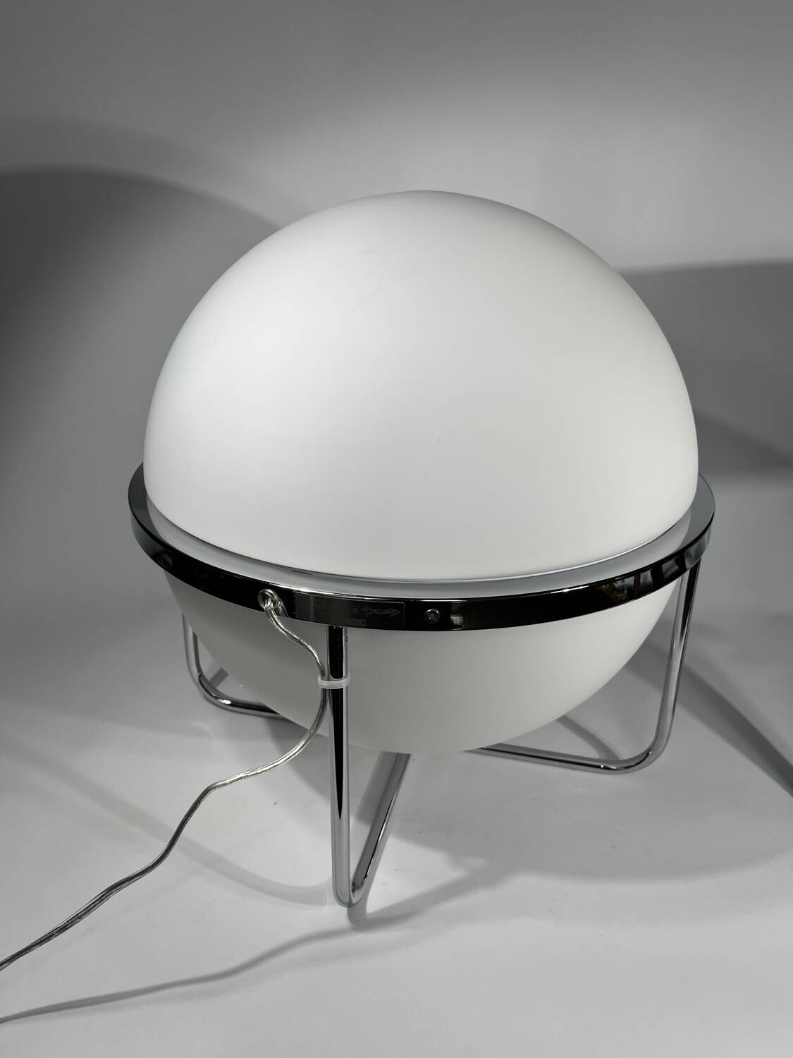 New collector's ball lamp Garrault x Monoprix