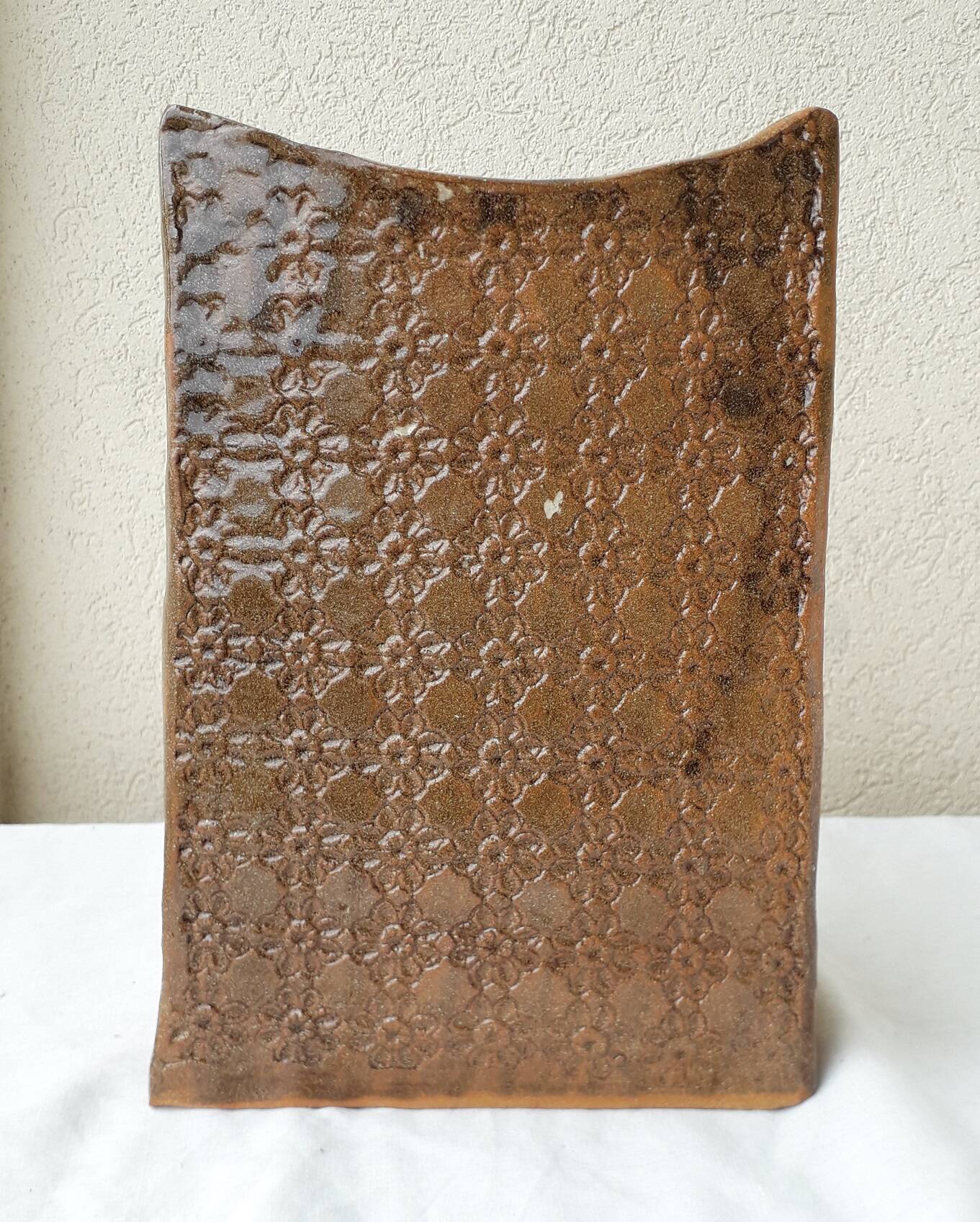 Vase en céramique marron