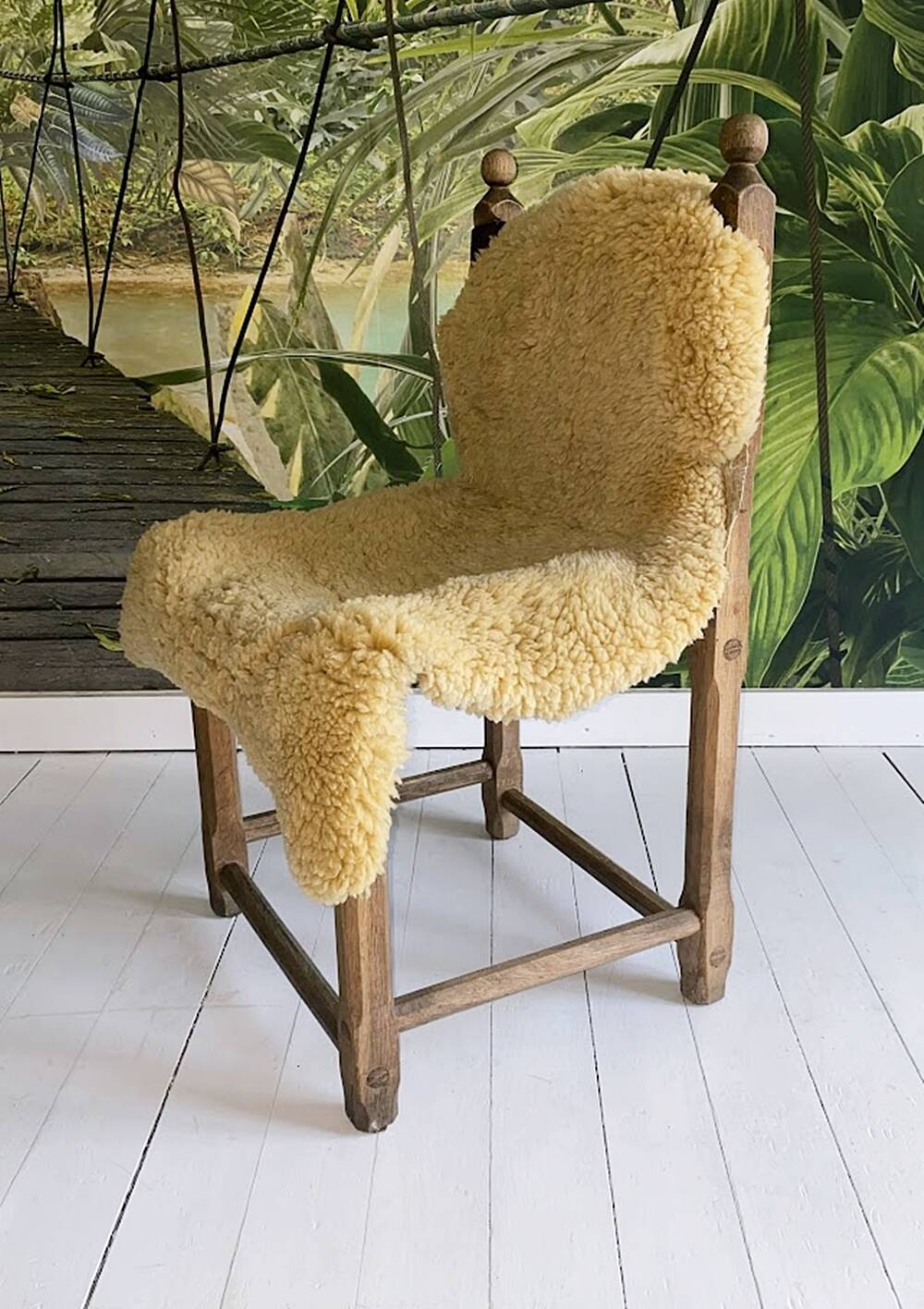 Chaise artisanale hongroise unique en chêne et cuir