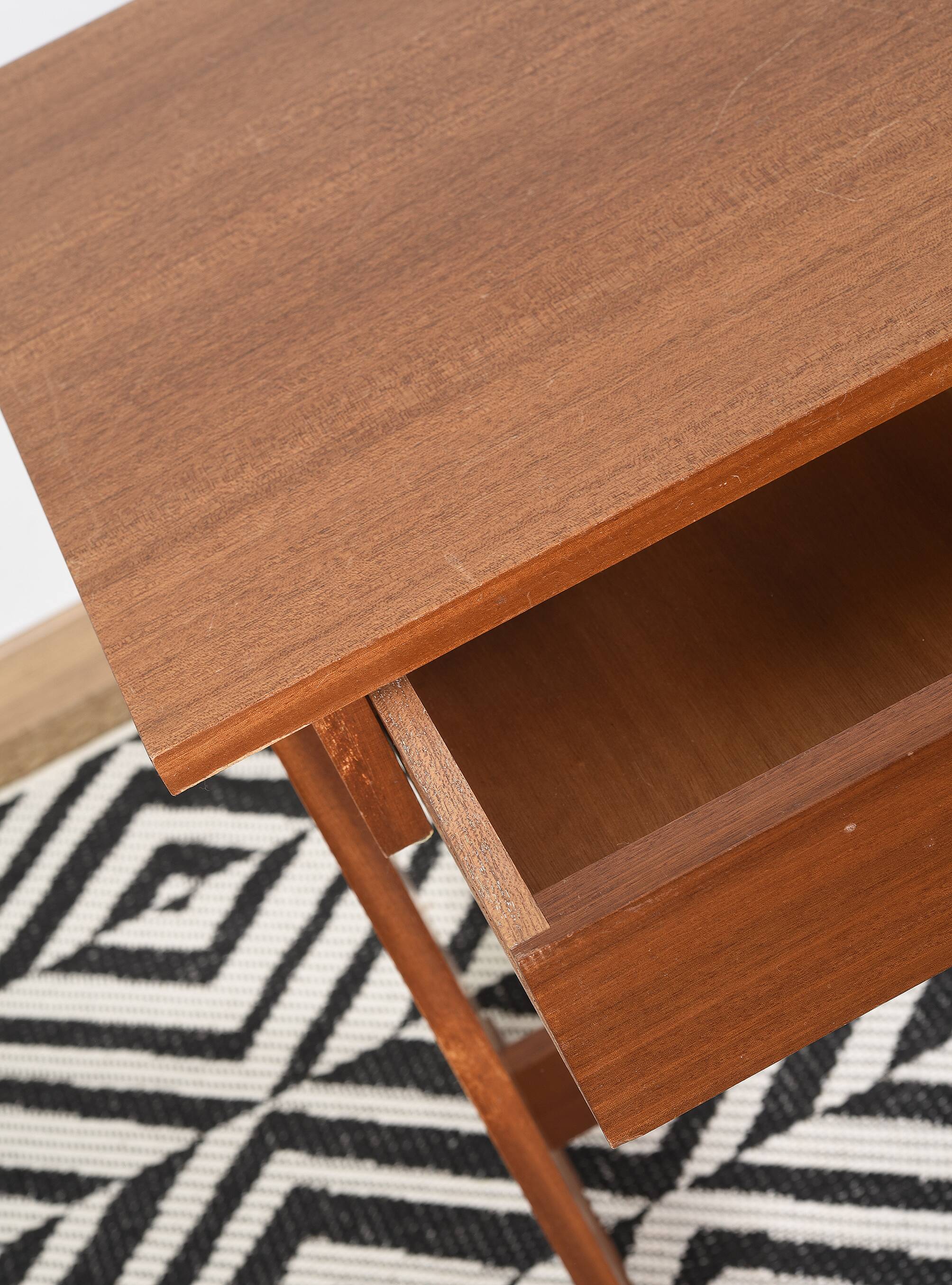 Elegant small teak desk, with drawer, 1960s.