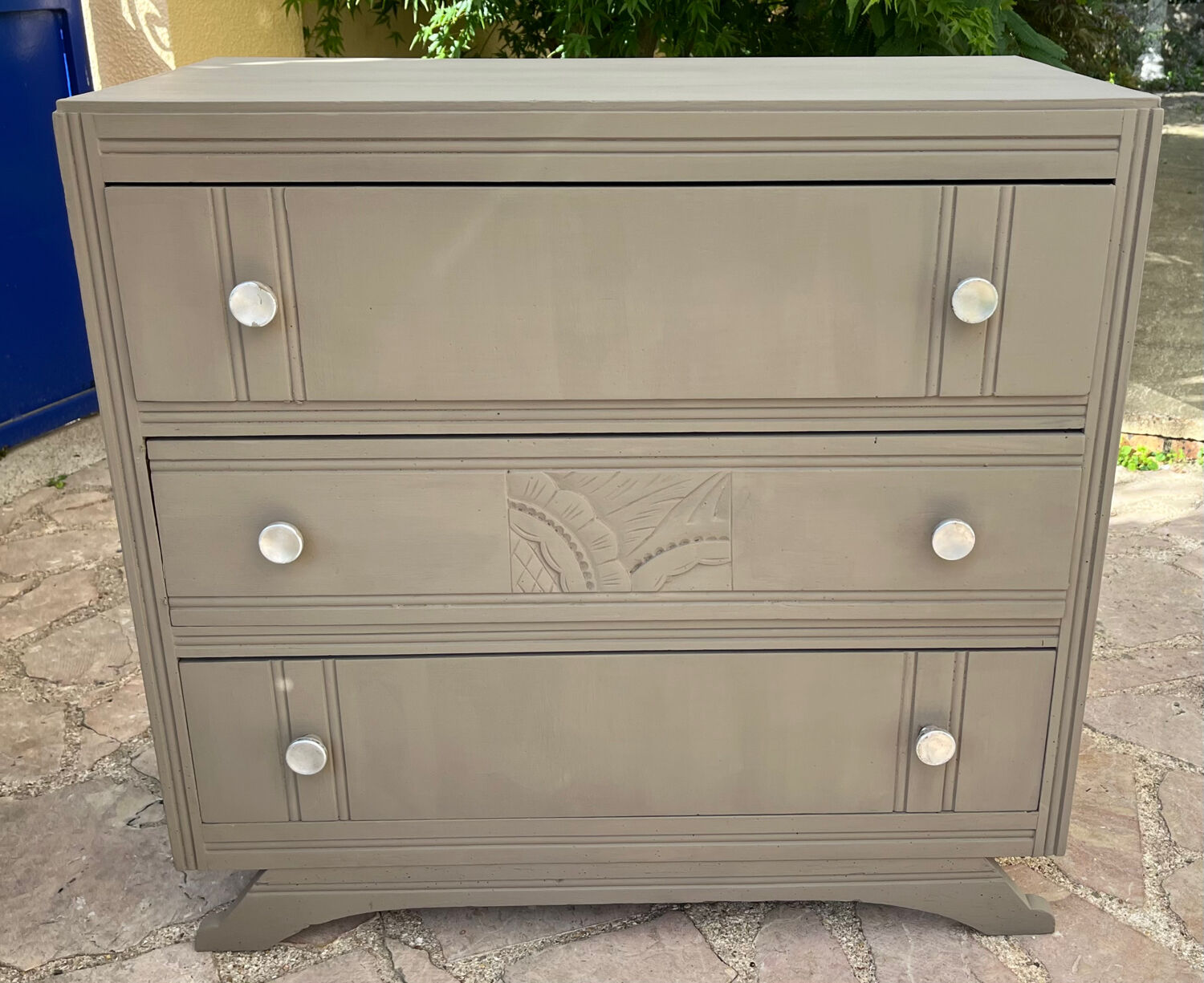 Wooden art deco chest of drawers