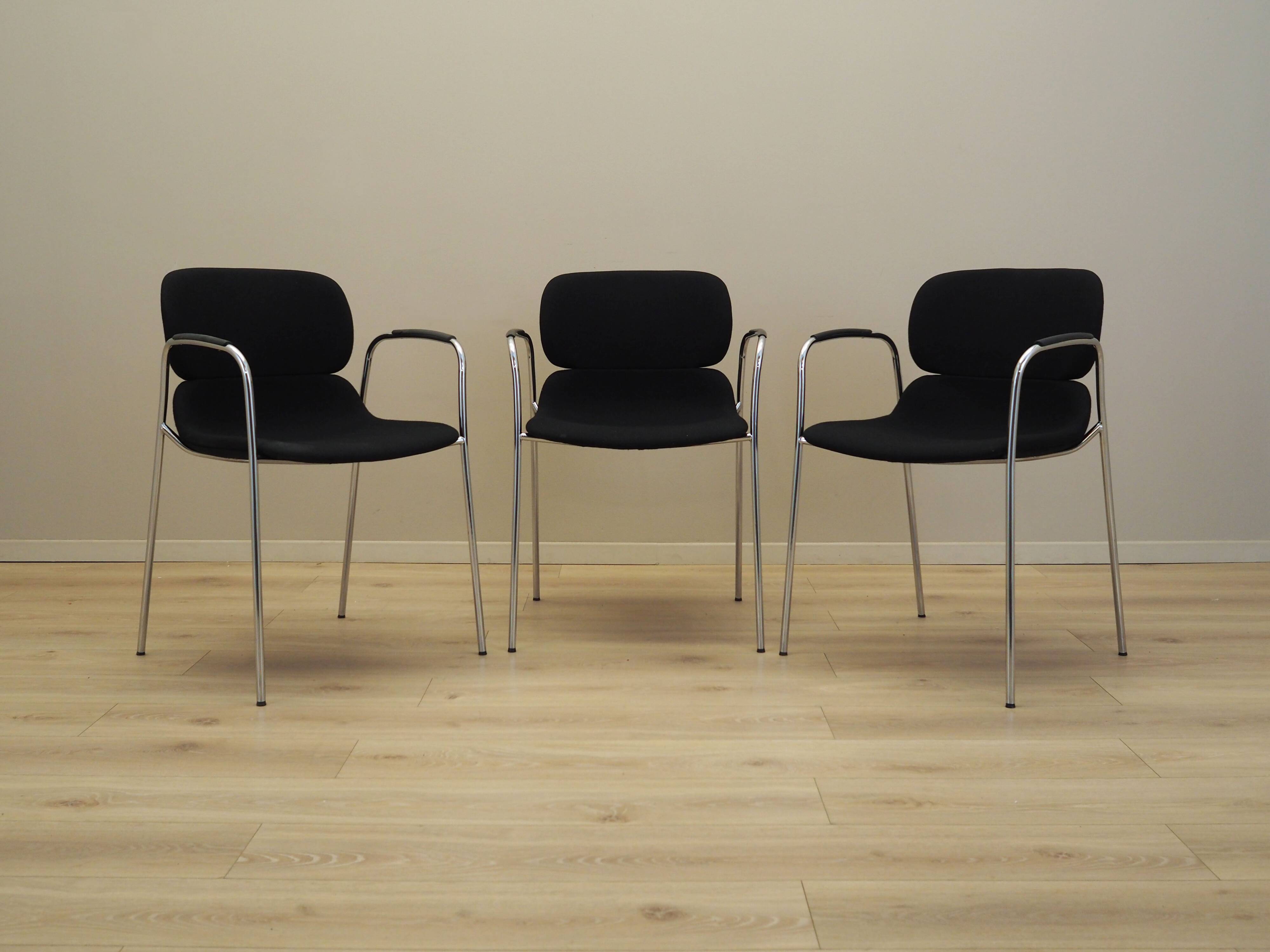 Set of three chairs, Italian design, 1970s, production: Italy