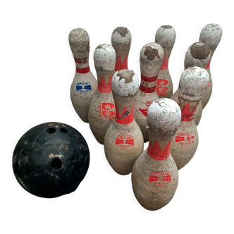 Old set of 10 bowling pins with ball