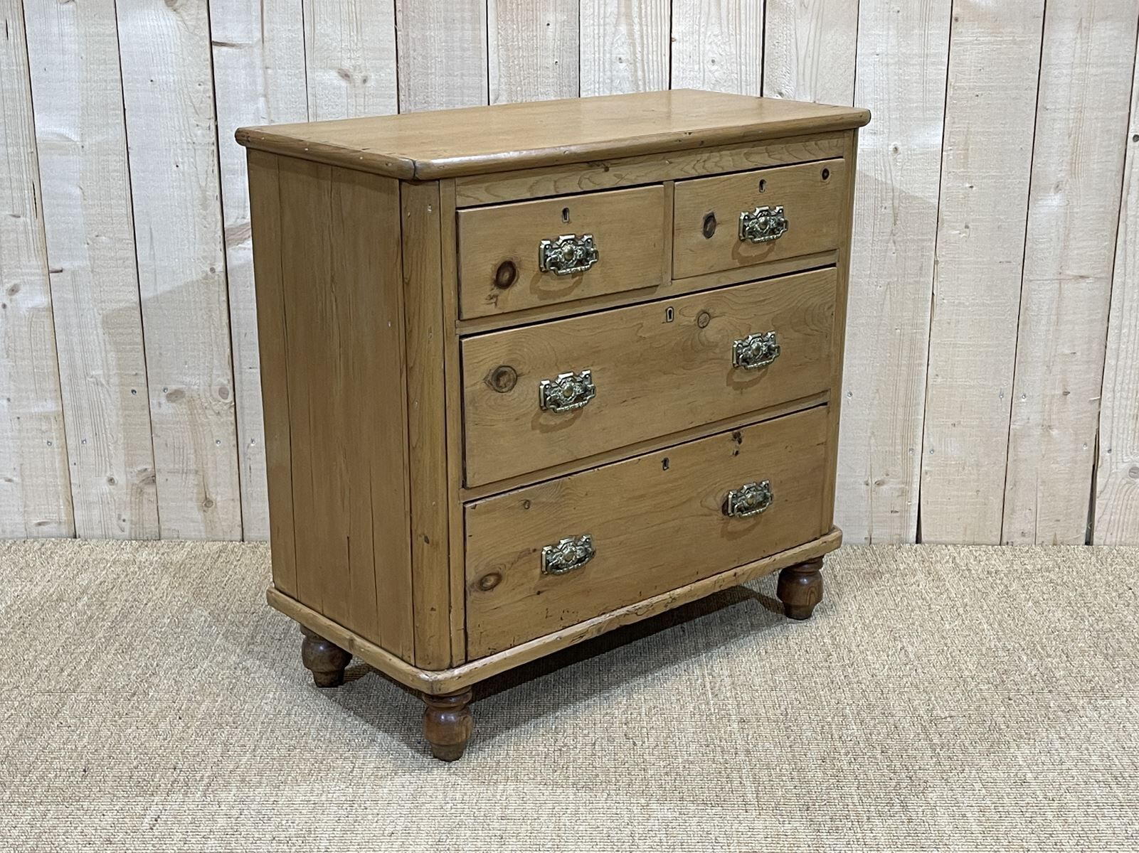 English chest of drawers in nineteenth century fir